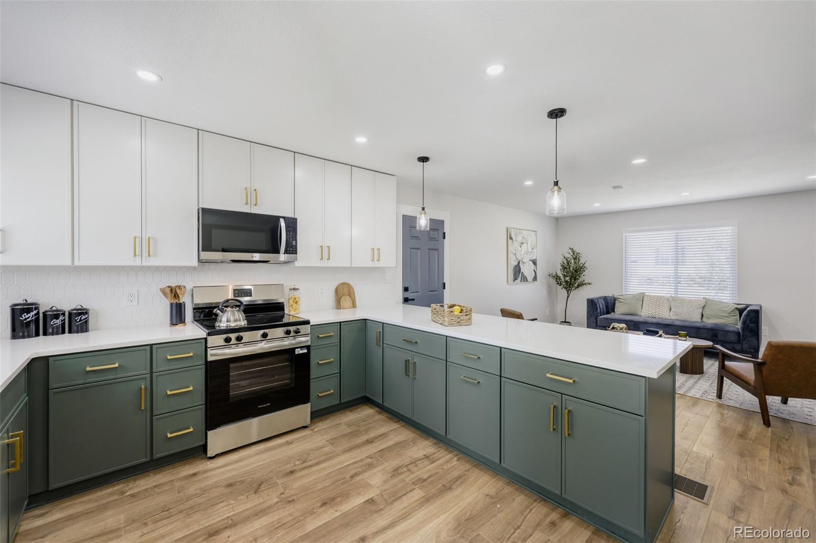 MLS Image #10 for 2710 w 101st place,denver, Colorado