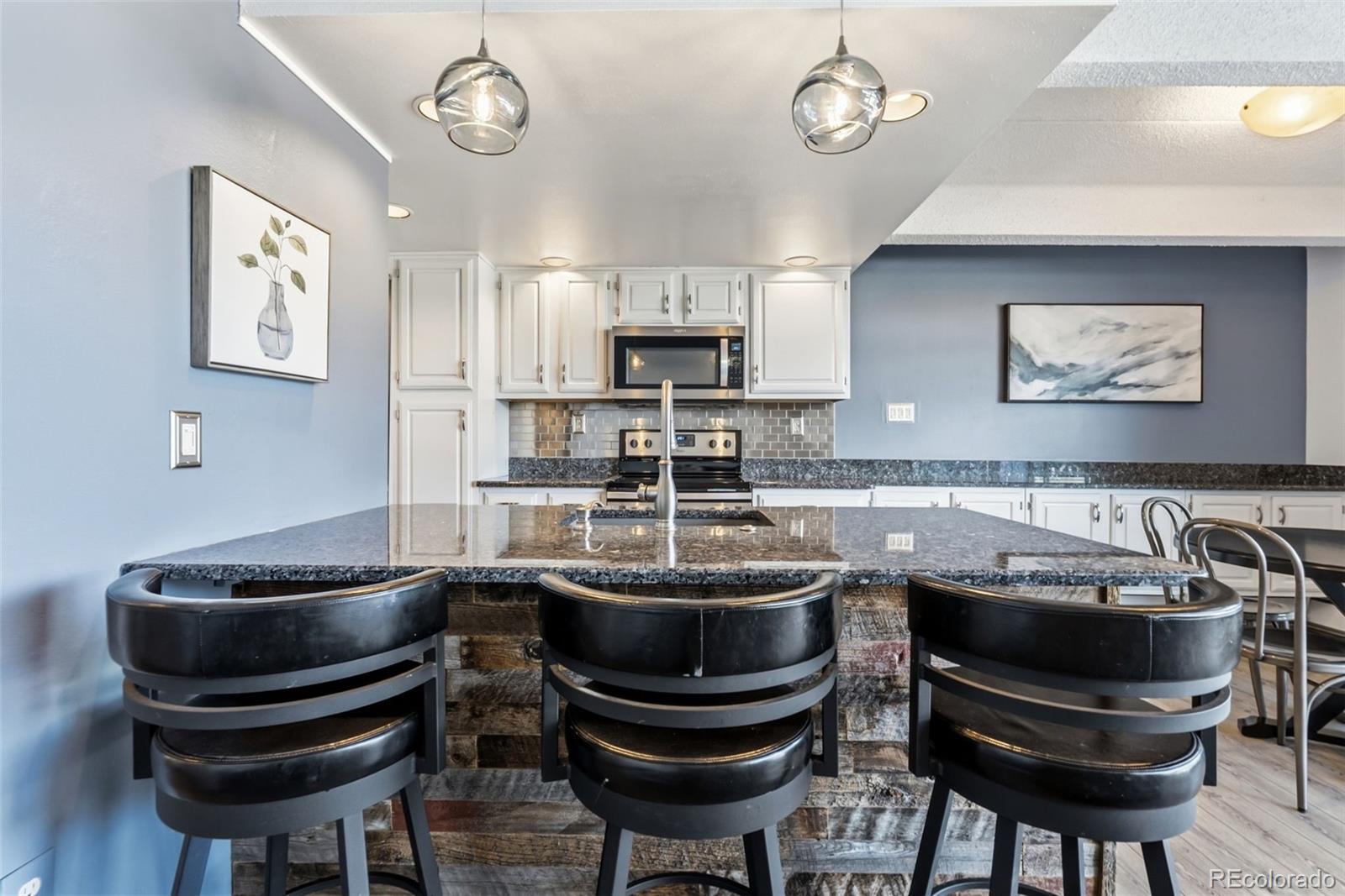 MLS Image #10 for 512  tenderfoot street,dillon, Colorado