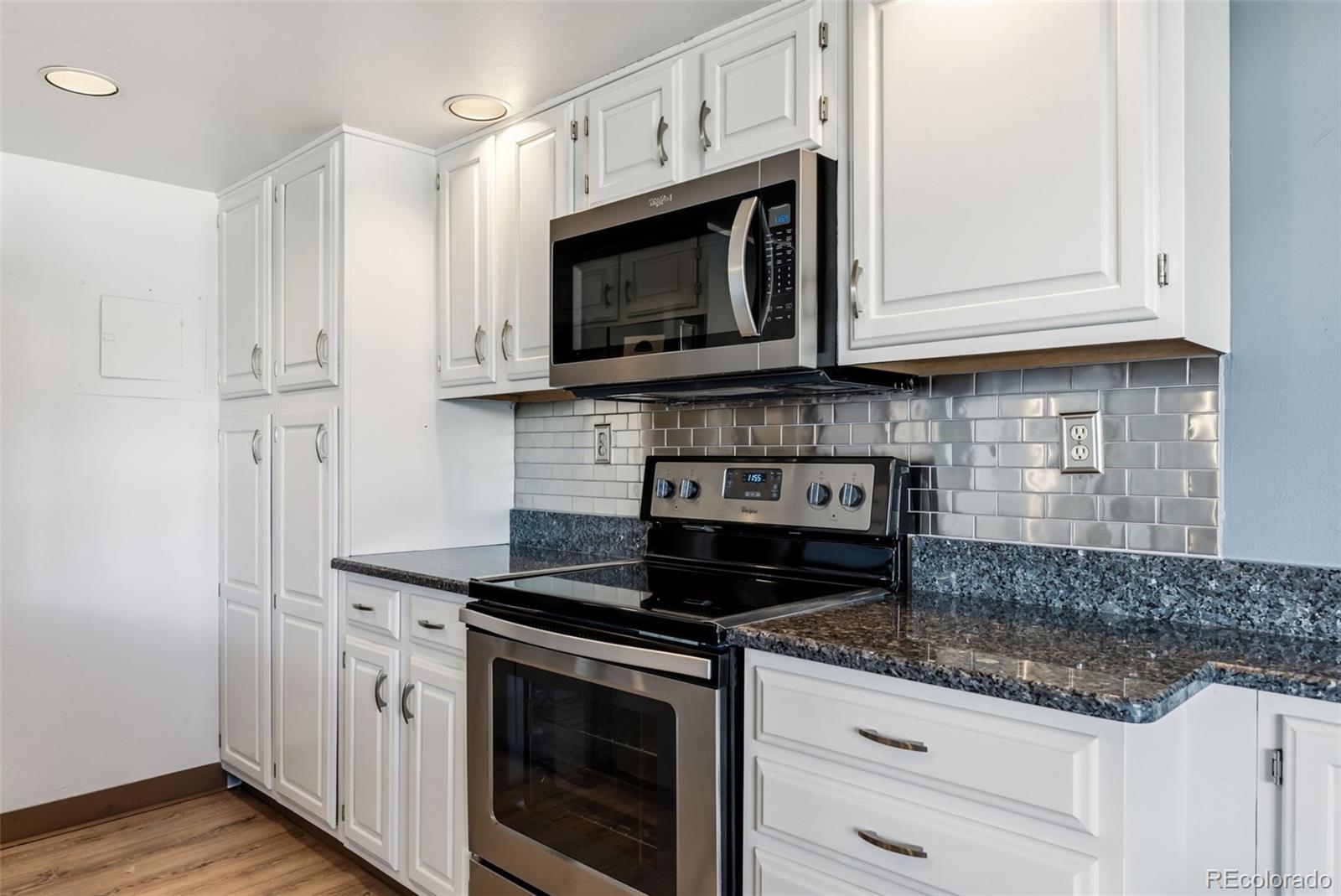 MLS Image #15 for 512  tenderfoot street,dillon, Colorado