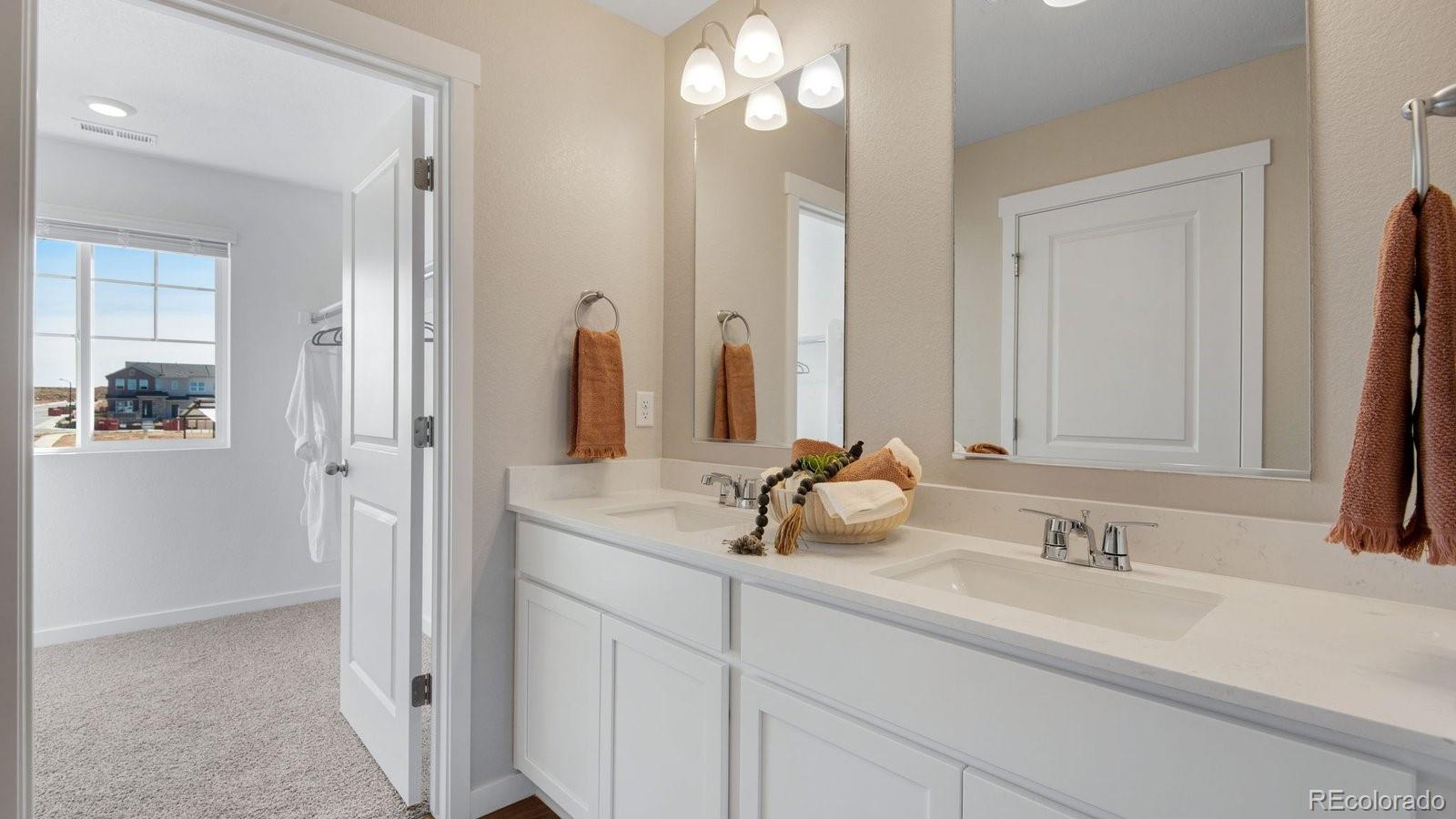 MLS Image #24 for 28227 e 4th place,watkins, Colorado