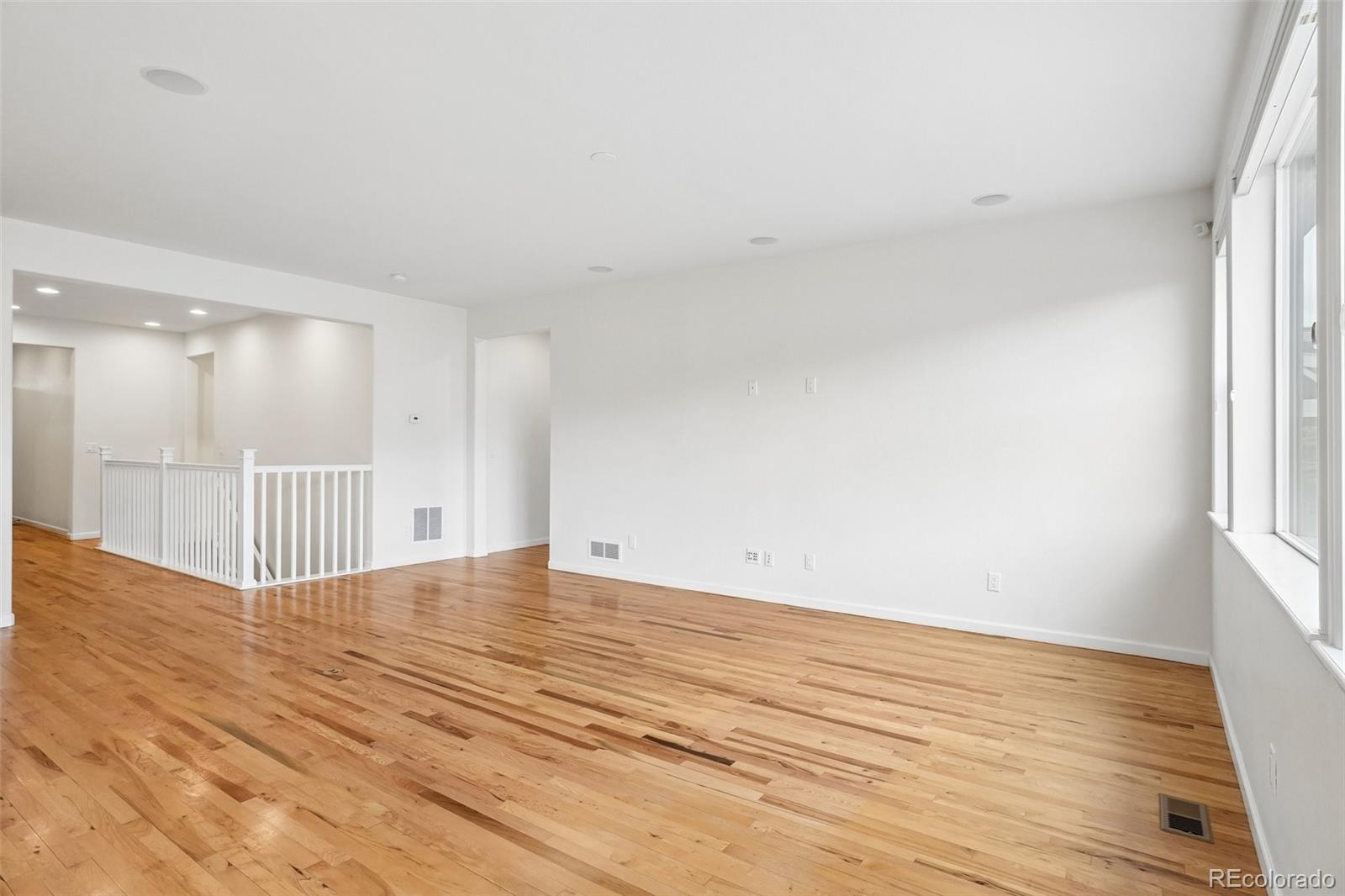 MLS Image #9 for 11405  helena street,commerce city, Colorado