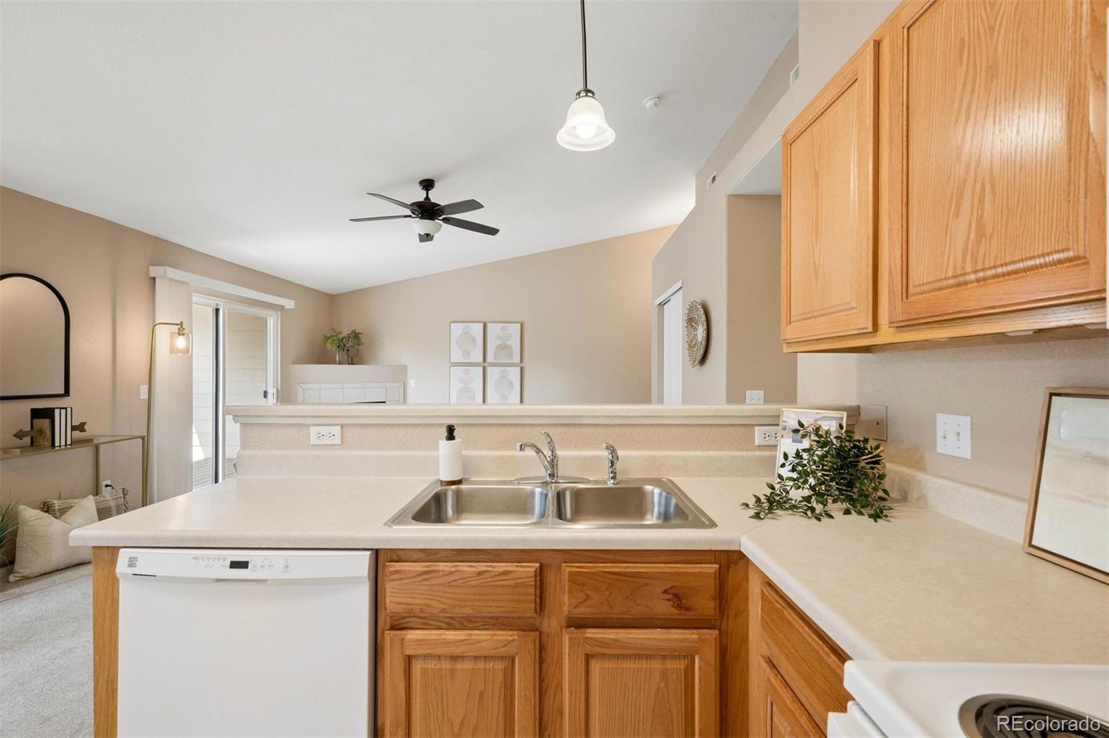 MLS Image #8 for 11640 w 62nd place,arvada, Colorado