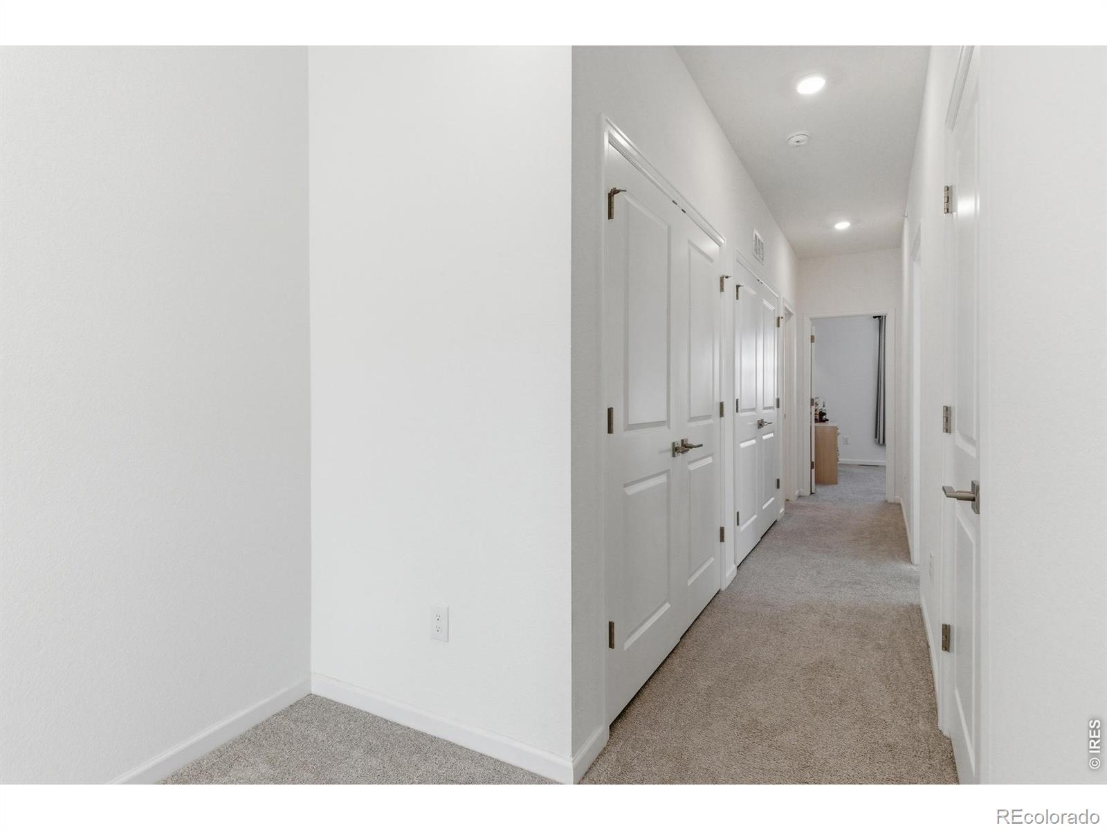 MLS Image #11 for 1928  rosen drive,fort collins, Colorado