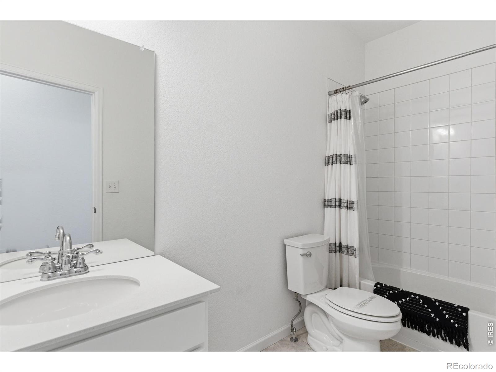 MLS Image #16 for 1928  rosen drive,fort collins, Colorado