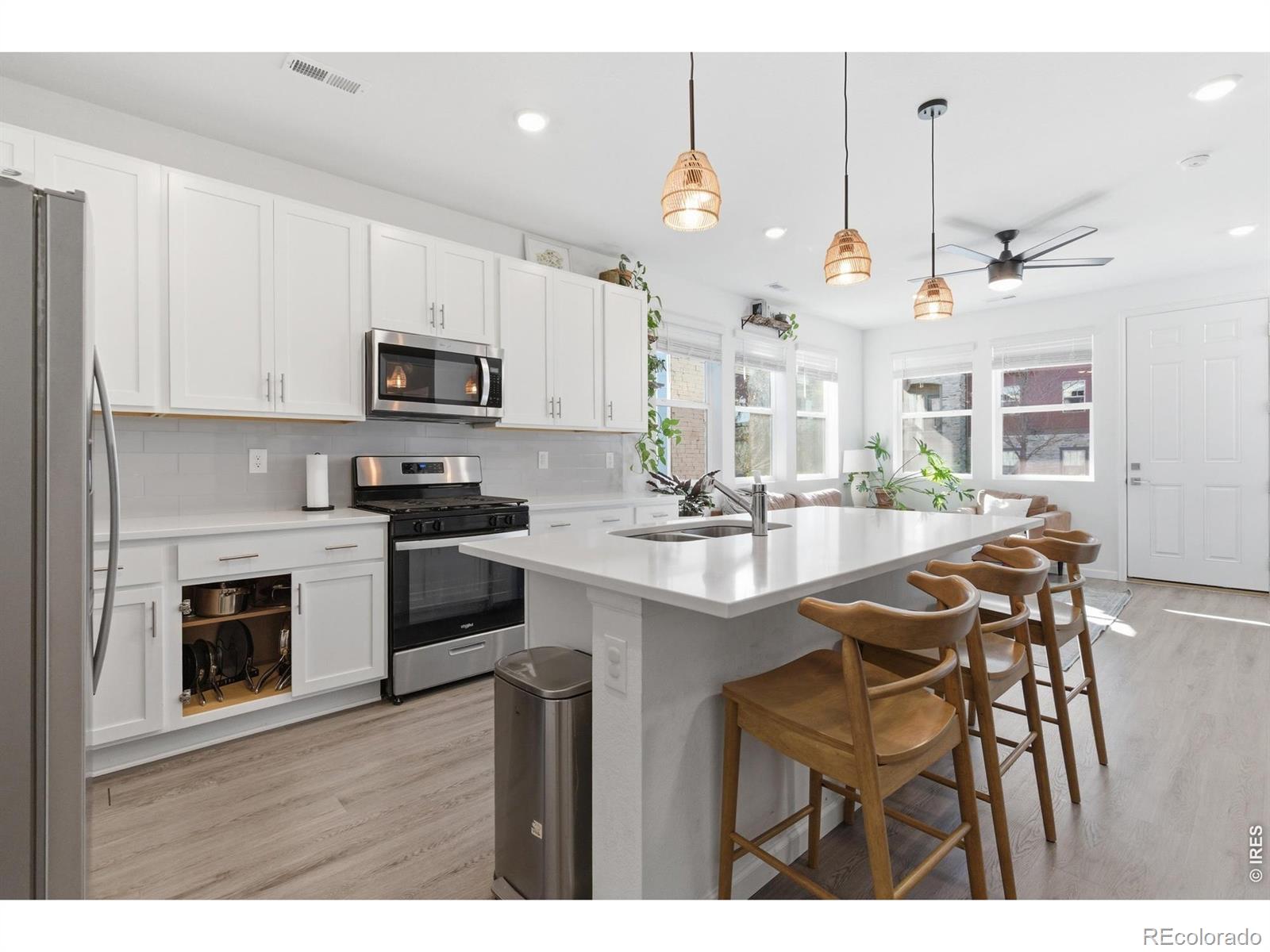 MLS Image #5 for 1928  rosen drive,fort collins, Colorado