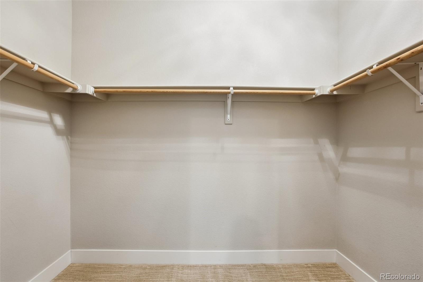 MLS Image #18 for 5548  valentia court,denver, Colorado