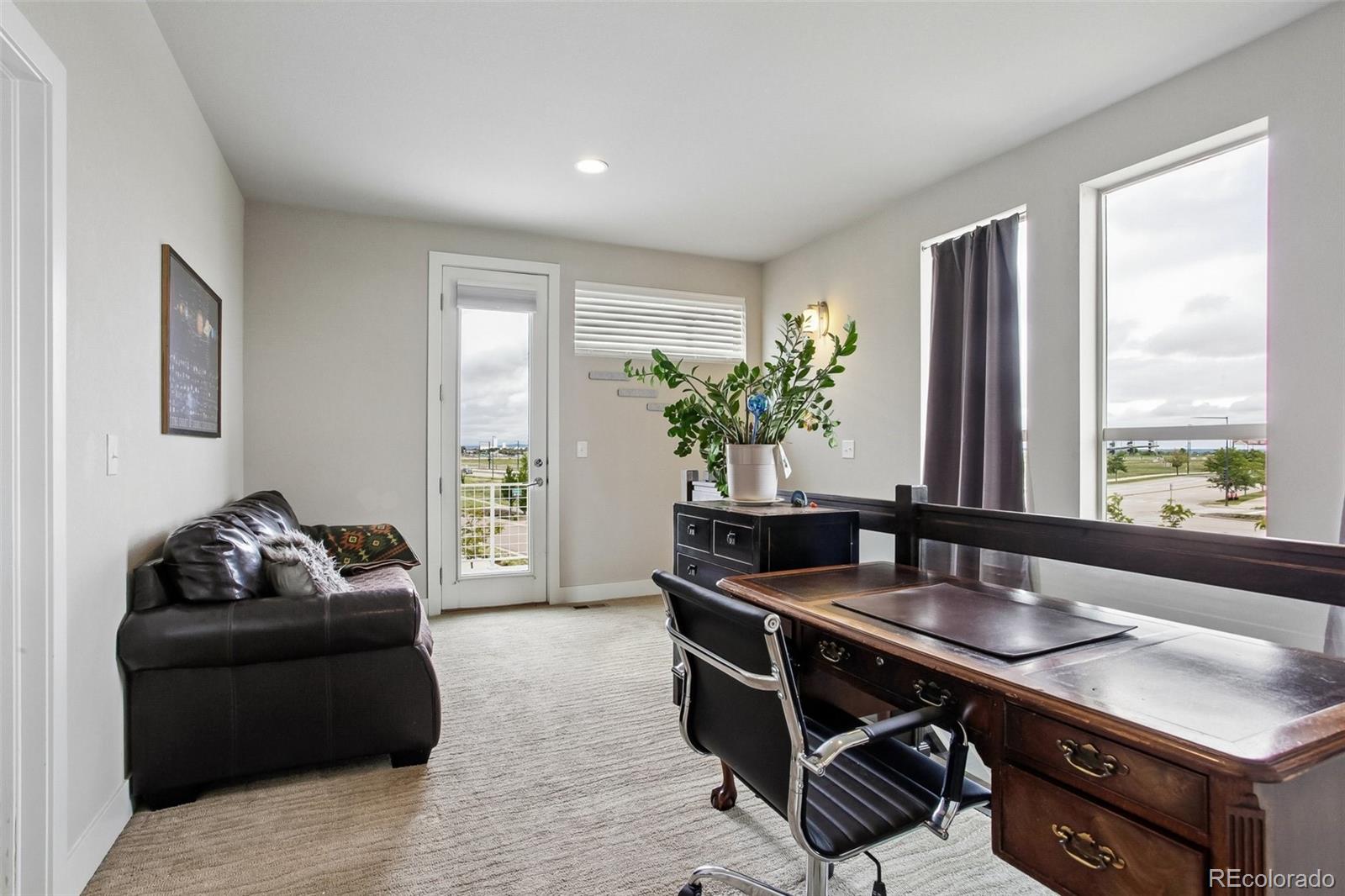 MLS Image #19 for 5548  valentia court,denver, Colorado