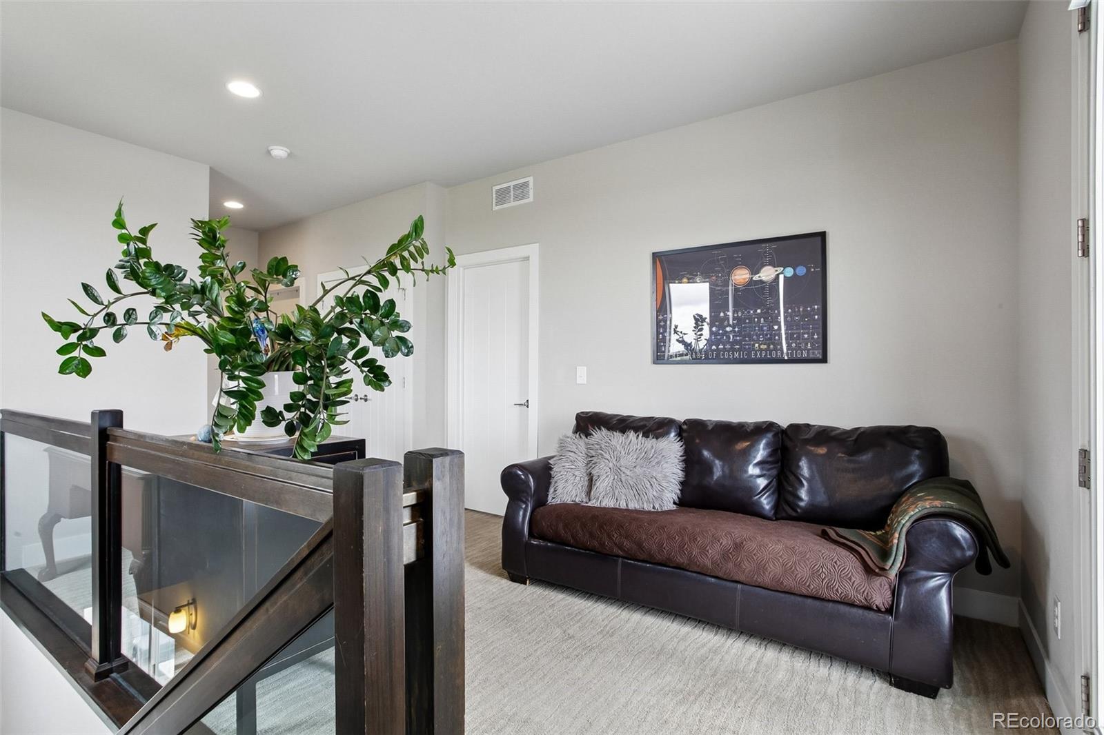 MLS Image #20 for 5548  valentia court,denver, Colorado