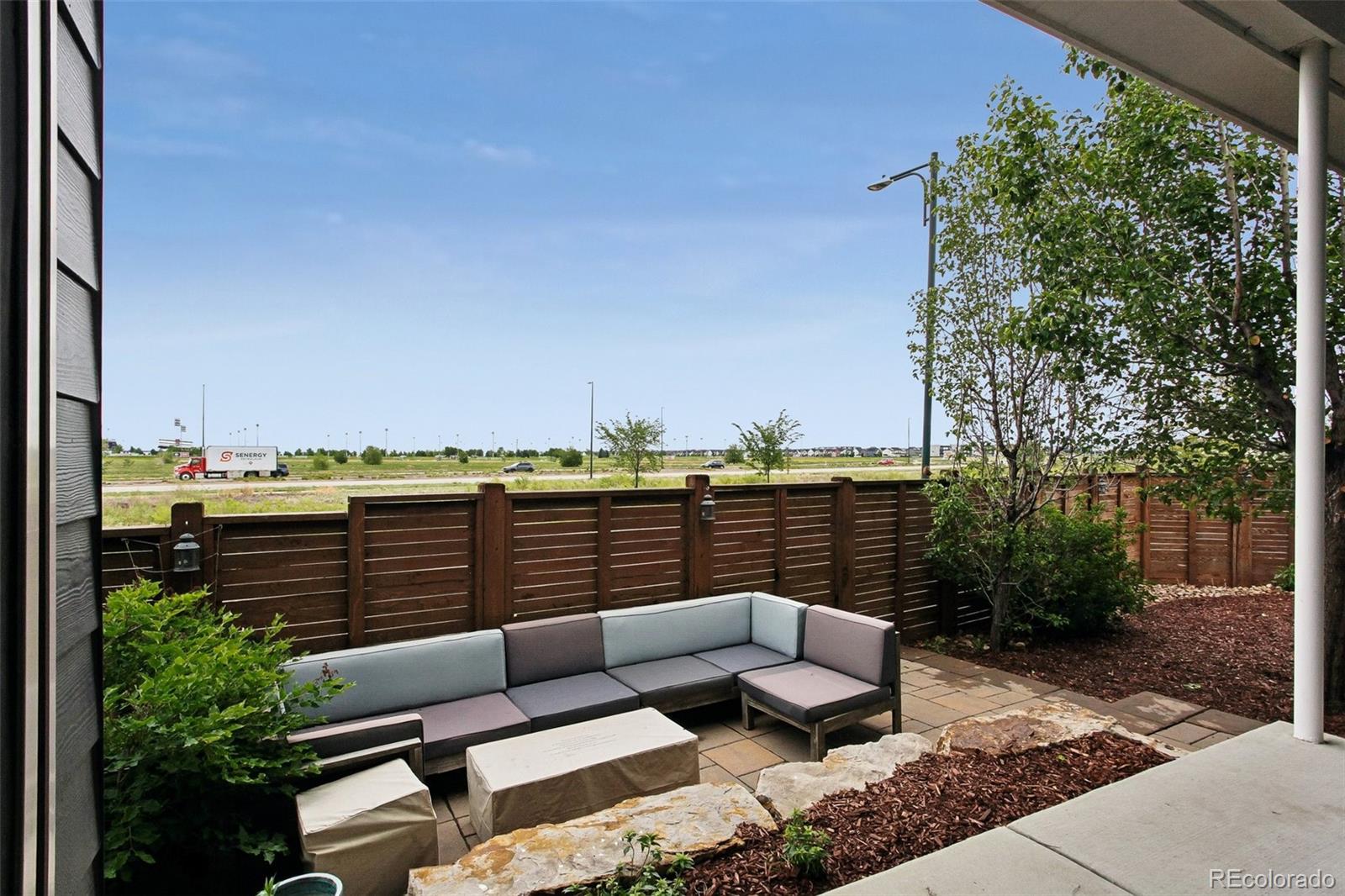 MLS Image #29 for 5548  valentia court,denver, Colorado