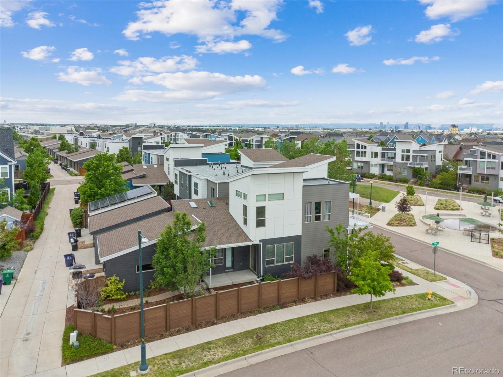 MLS Image #34 for 5548  valentia court,denver, Colorado