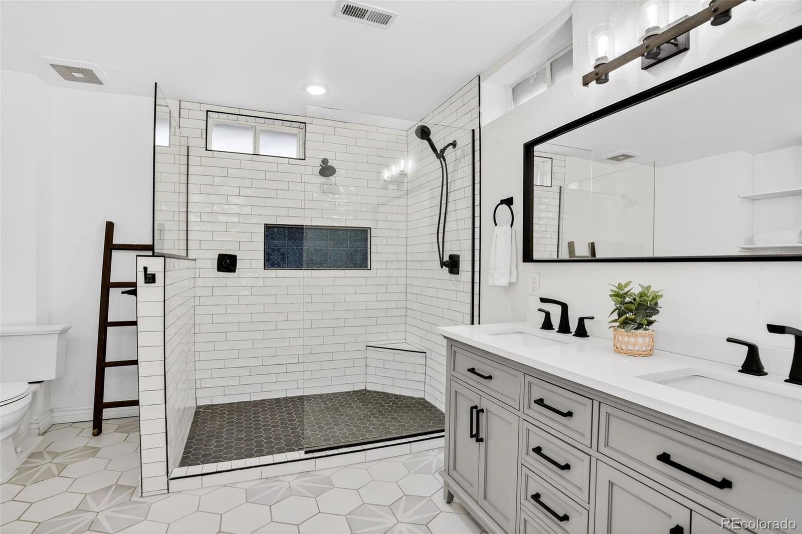 MLS Image #23 for 2550  fenton street,edgewater, Colorado