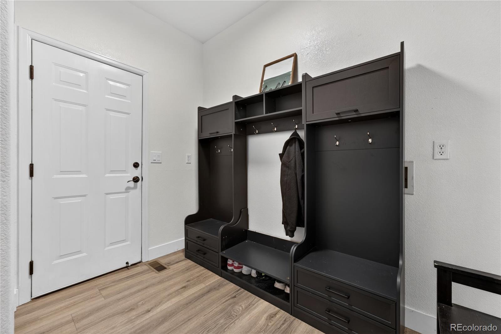 MLS Image #15 for 20820  omaha avenue,parker, Colorado