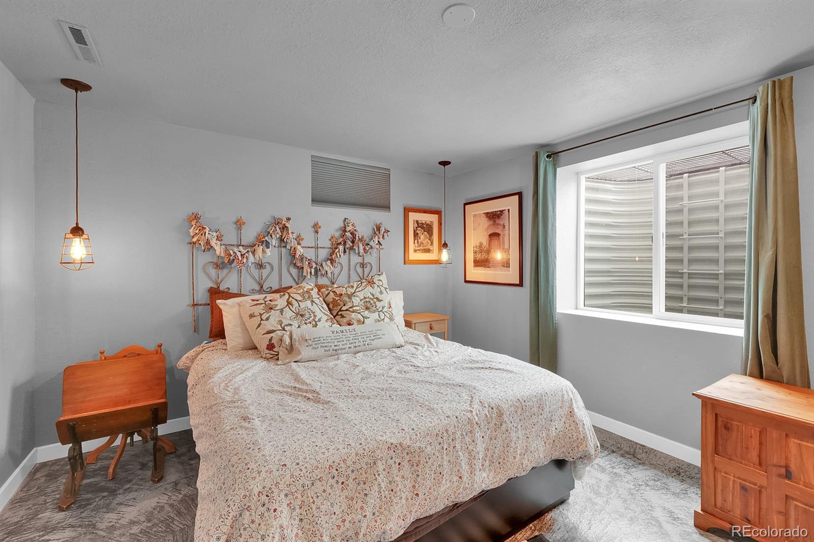 MLS Image #14 for 622 s tower street,colorado springs, Colorado