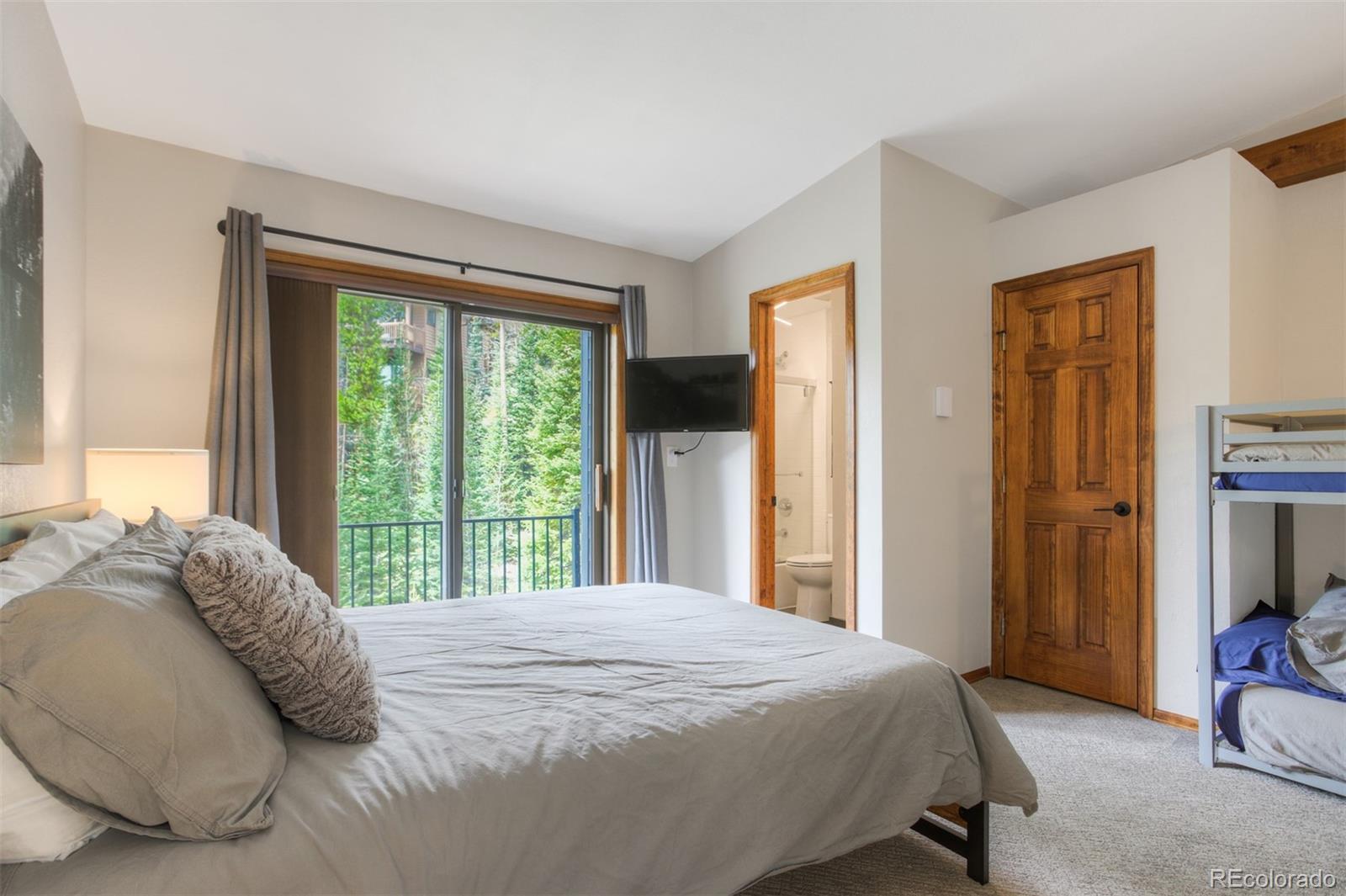 MLS Image #15 for 41  forest trail,winter park, Colorado