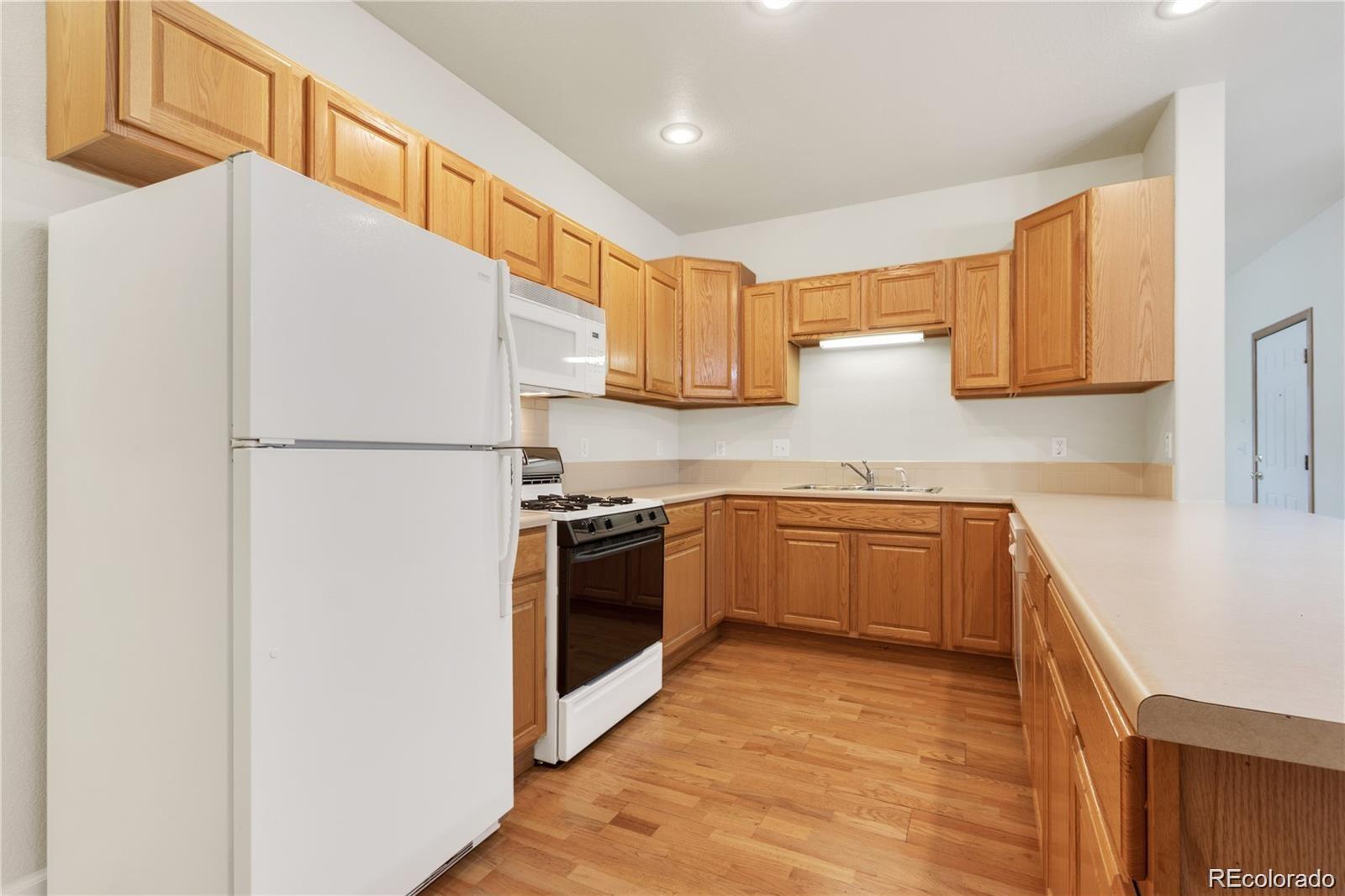 MLS Image #11 for 16487 w 13th lane,golden, Colorado