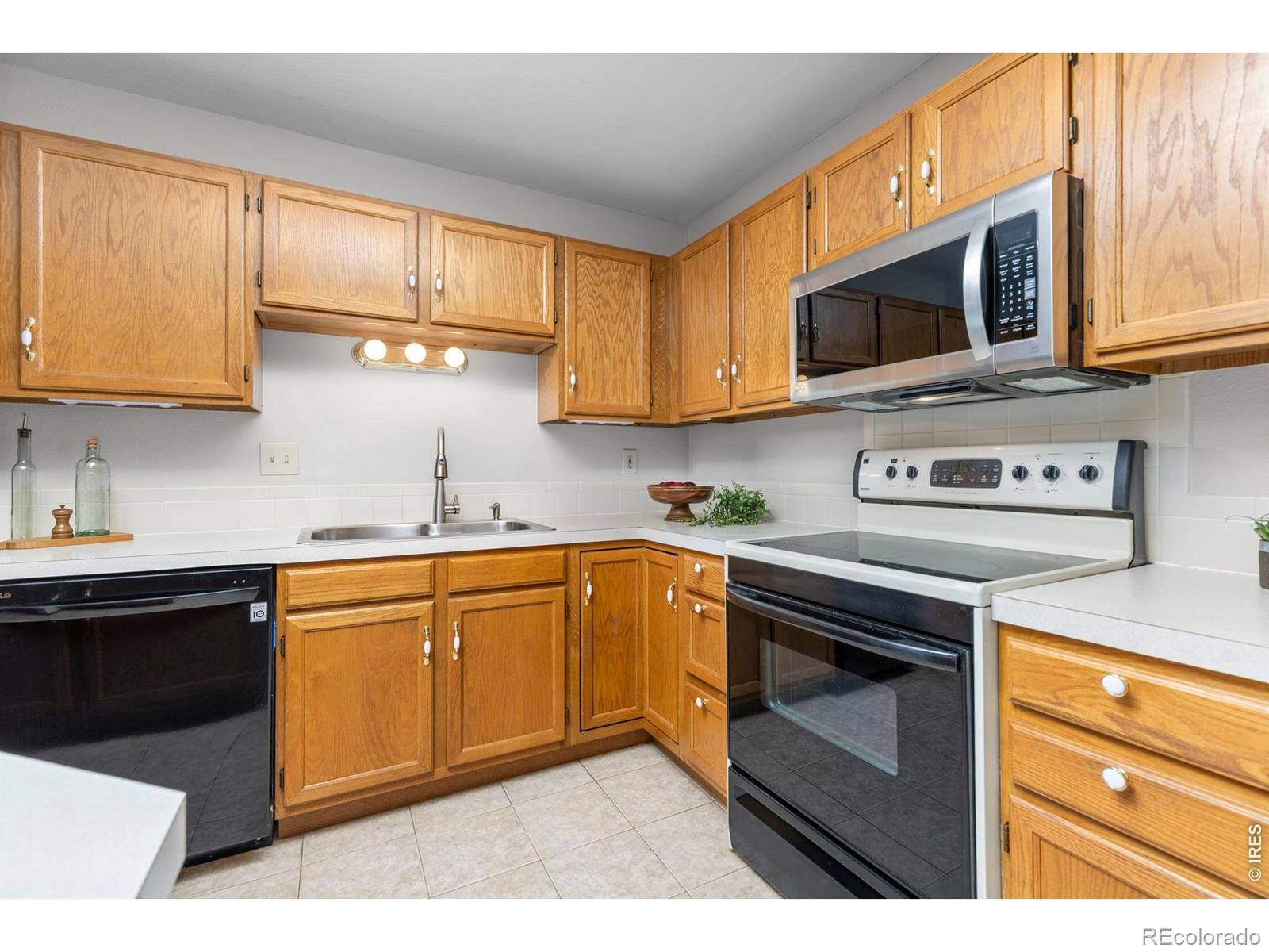 MLS Image #5 for 1546 w 29th street,loveland, Colorado