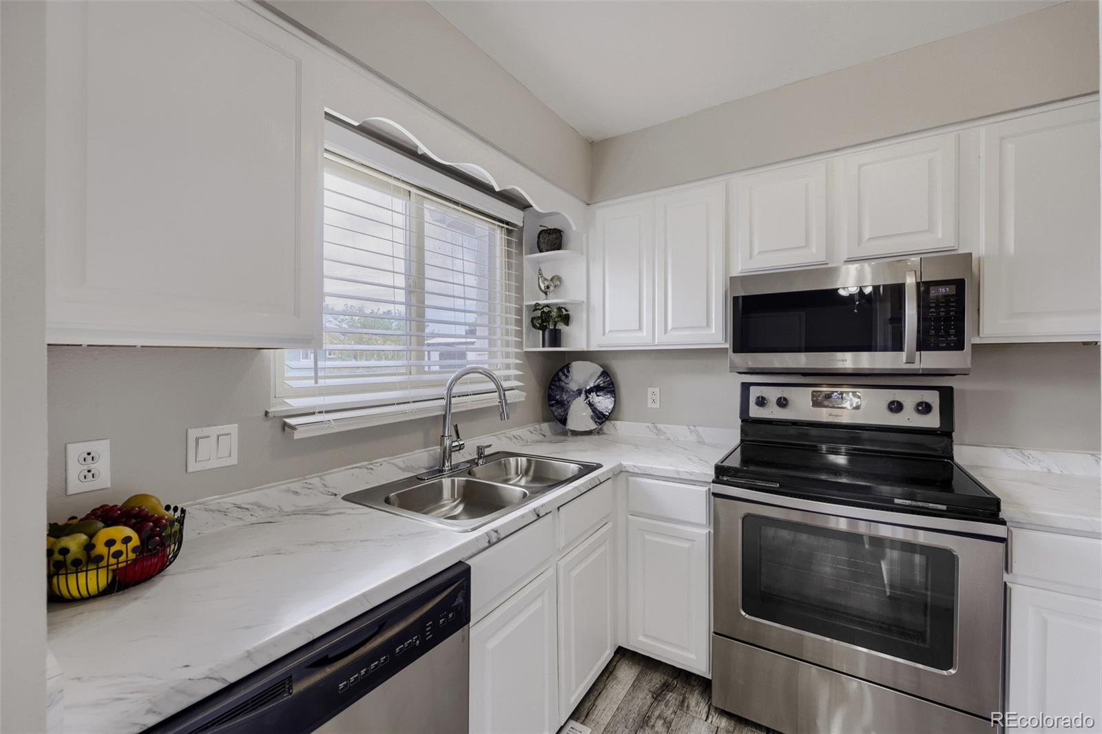 MLS Image #8 for 1852 e 99th avenue,thornton, Colorado