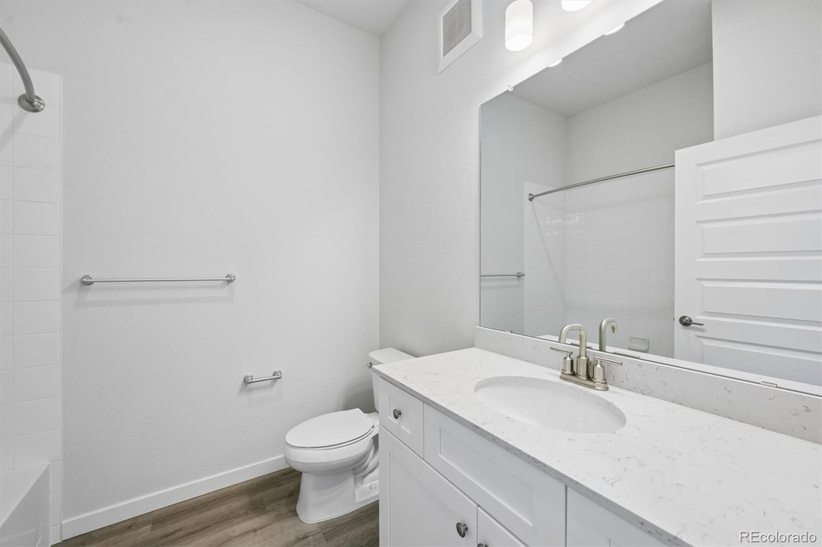 MLS Image #15 for 483  interlocken boulevard 403,broomfield, Colorado
