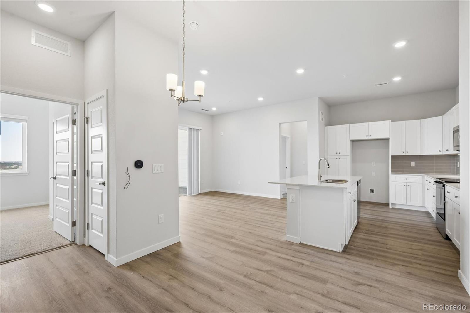 MLS Image #4 for 483  interlocken boulevard 403,broomfield, Colorado