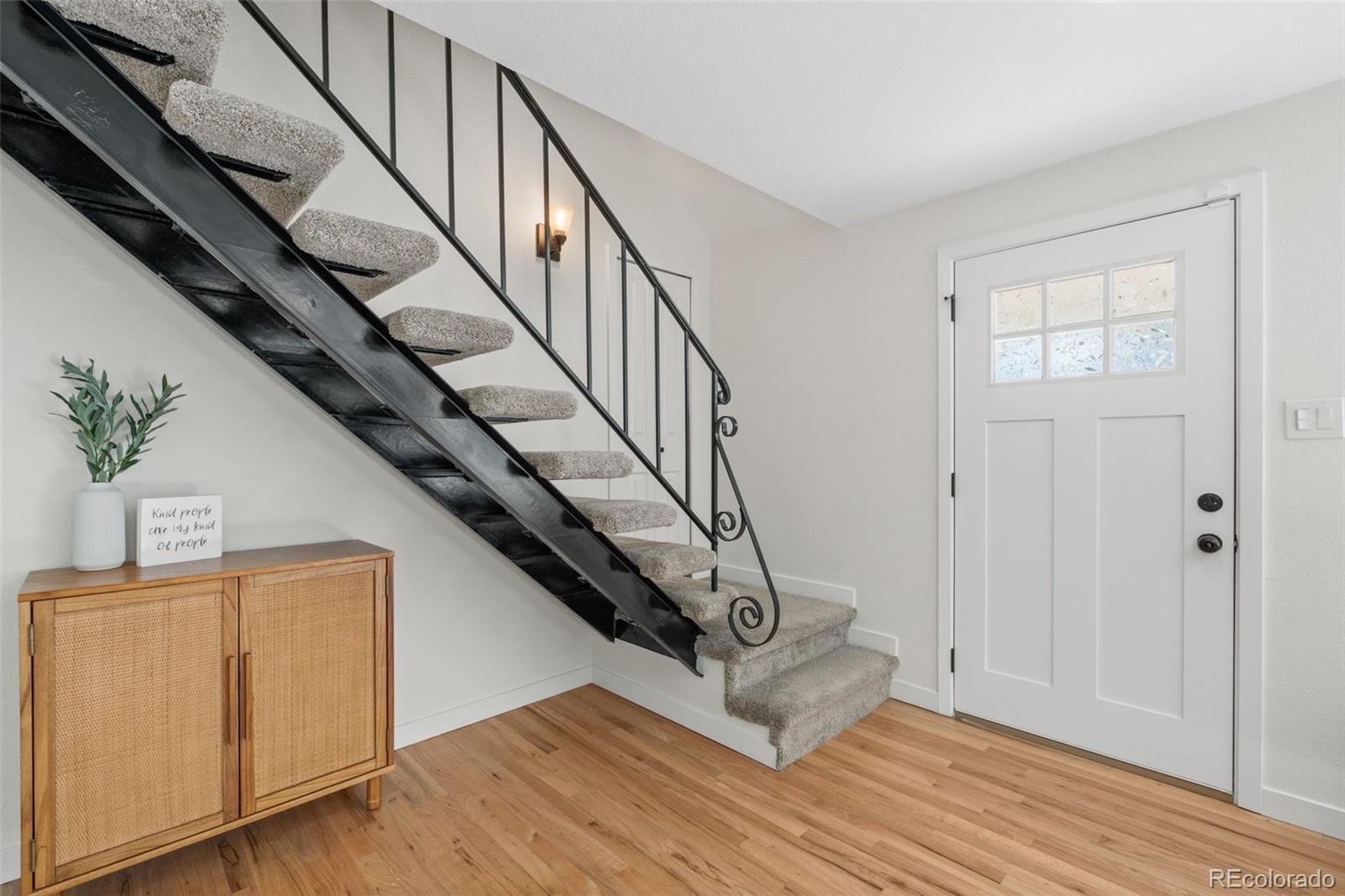 MLS Image #11 for 1919 n chelton road,colorado springs, Colorado