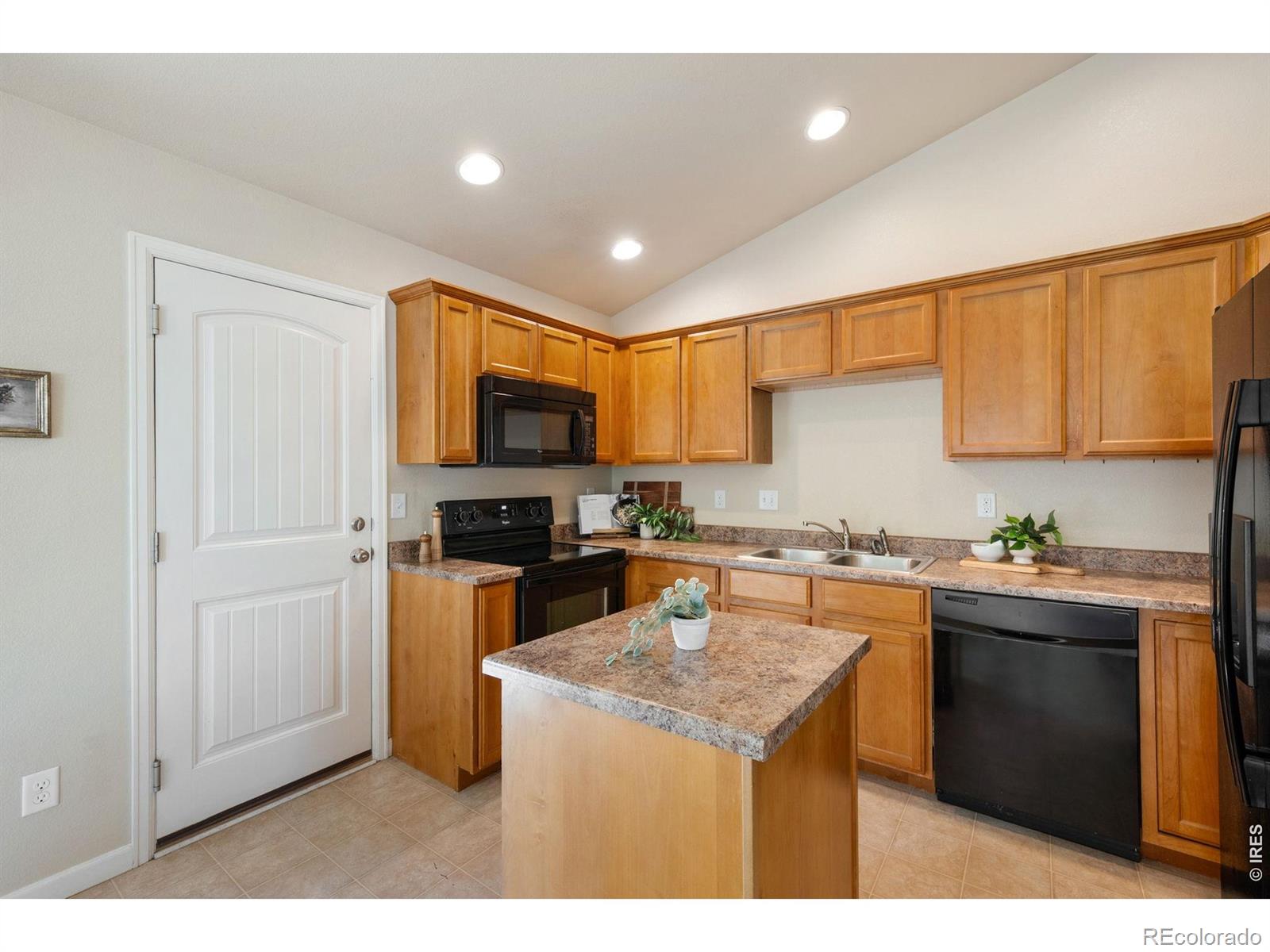 MLS Image #6 for 2255  sopris circle,loveland, Colorado