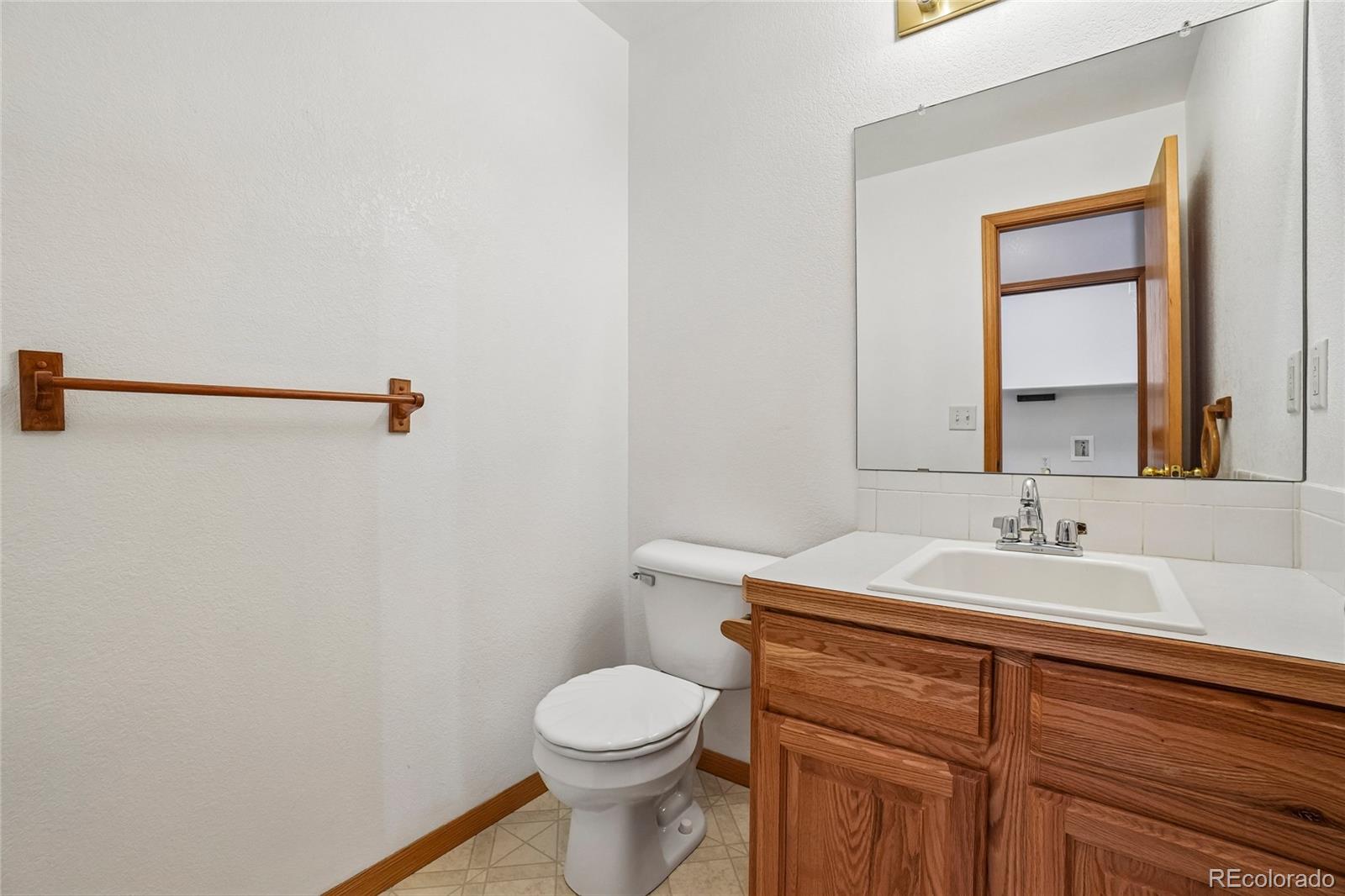 MLS Image #8 for 3226  ivy court,loveland, Colorado