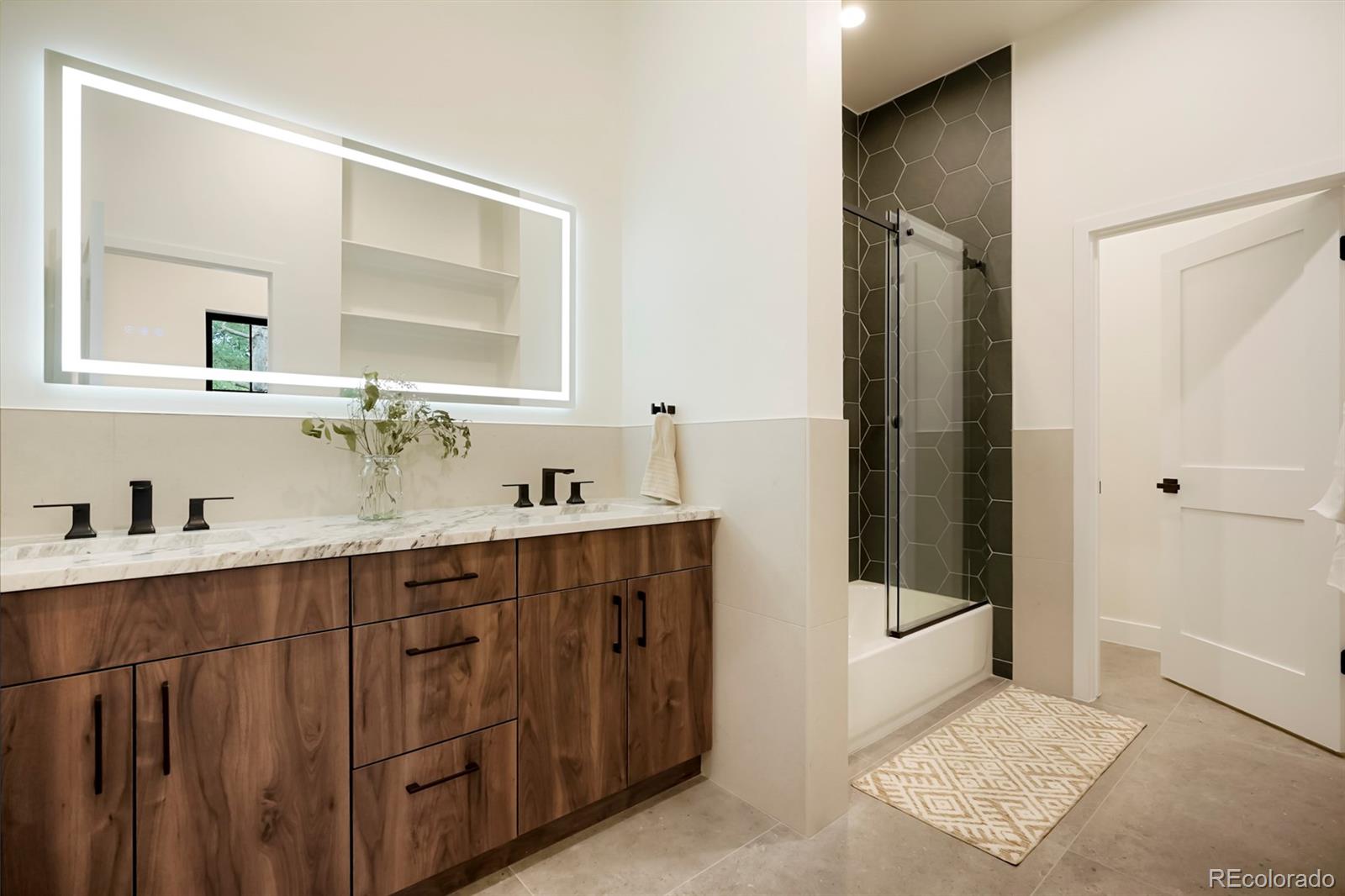 MLS Image #28 for 784  locust street,denver, Colorado