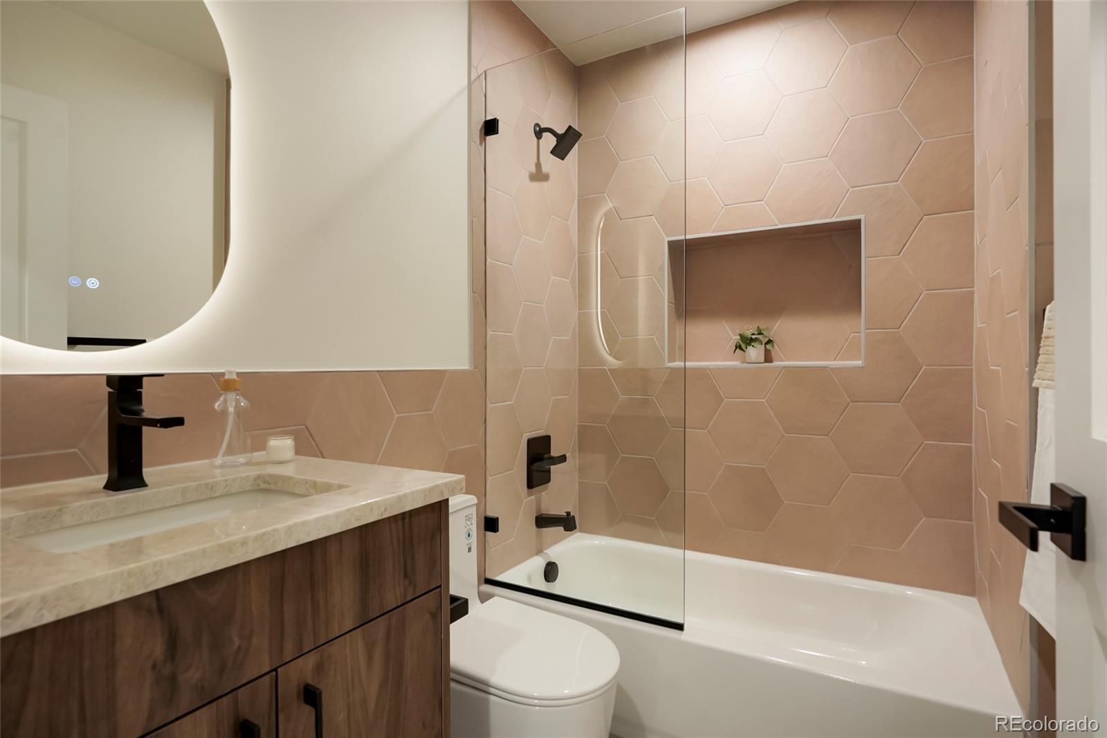 MLS Image #30 for 784  locust street,denver, Colorado