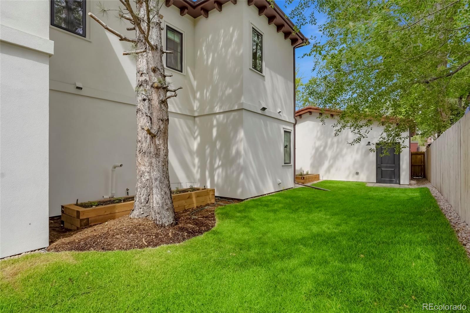 MLS Image #33 for 784  locust street,denver, Colorado