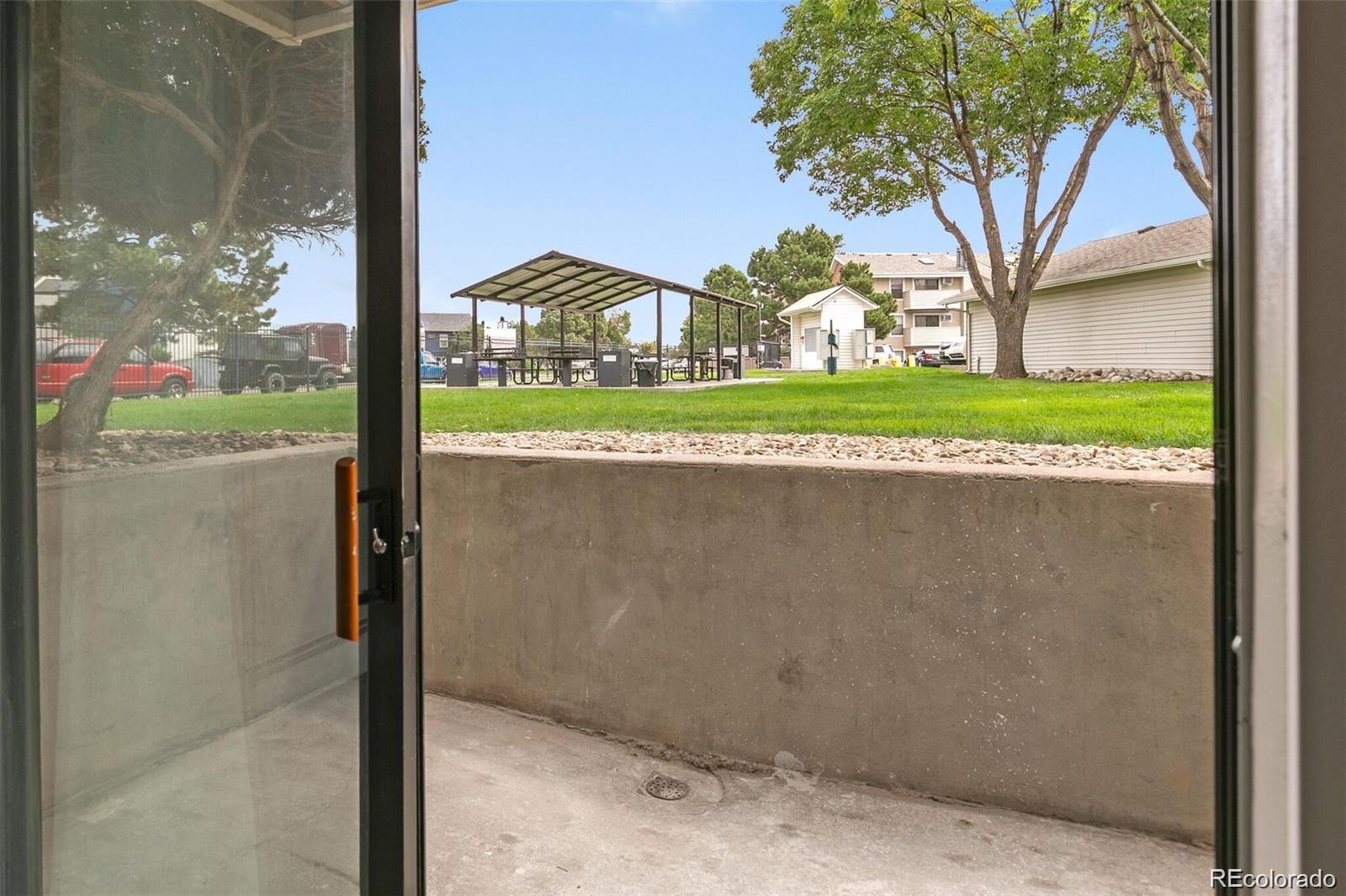 MLS Image #15 for 10150 e virginia avenue,denver, Colorado