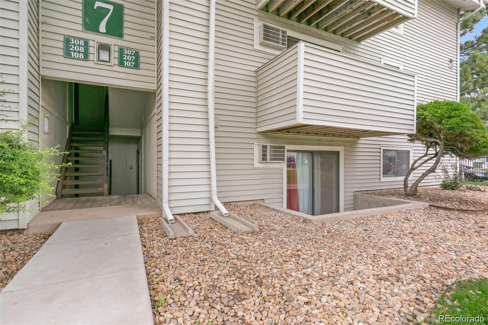 MLS Image #17 for 10150 e virginia avenue,denver, Colorado