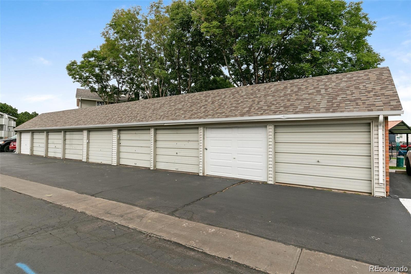 MLS Image #18 for 10150 e virginia avenue,denver, Colorado