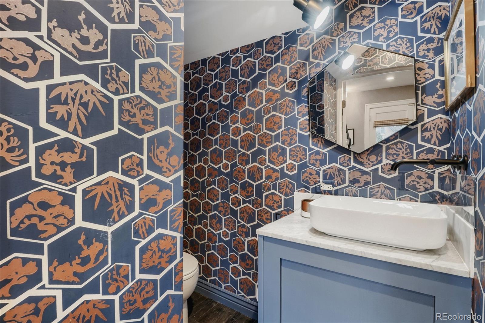 MLS Image #15 for 10 s lincoln street,denver, Colorado