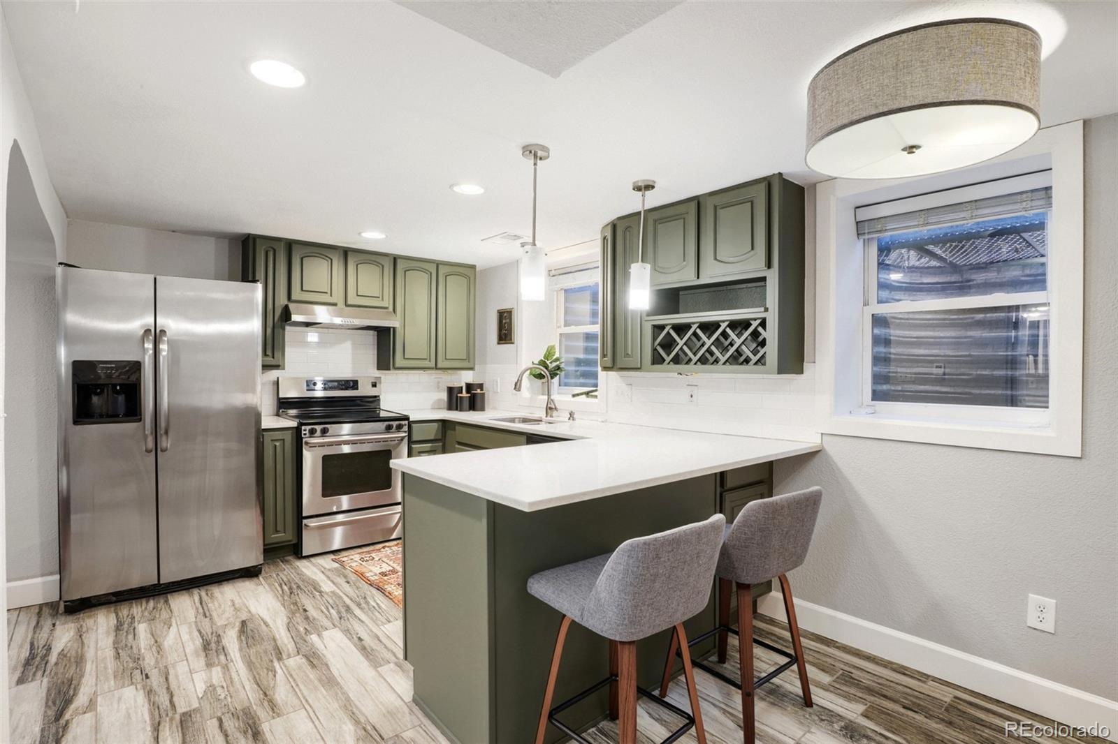 MLS Image #30 for 10 s lincoln street,denver, Colorado