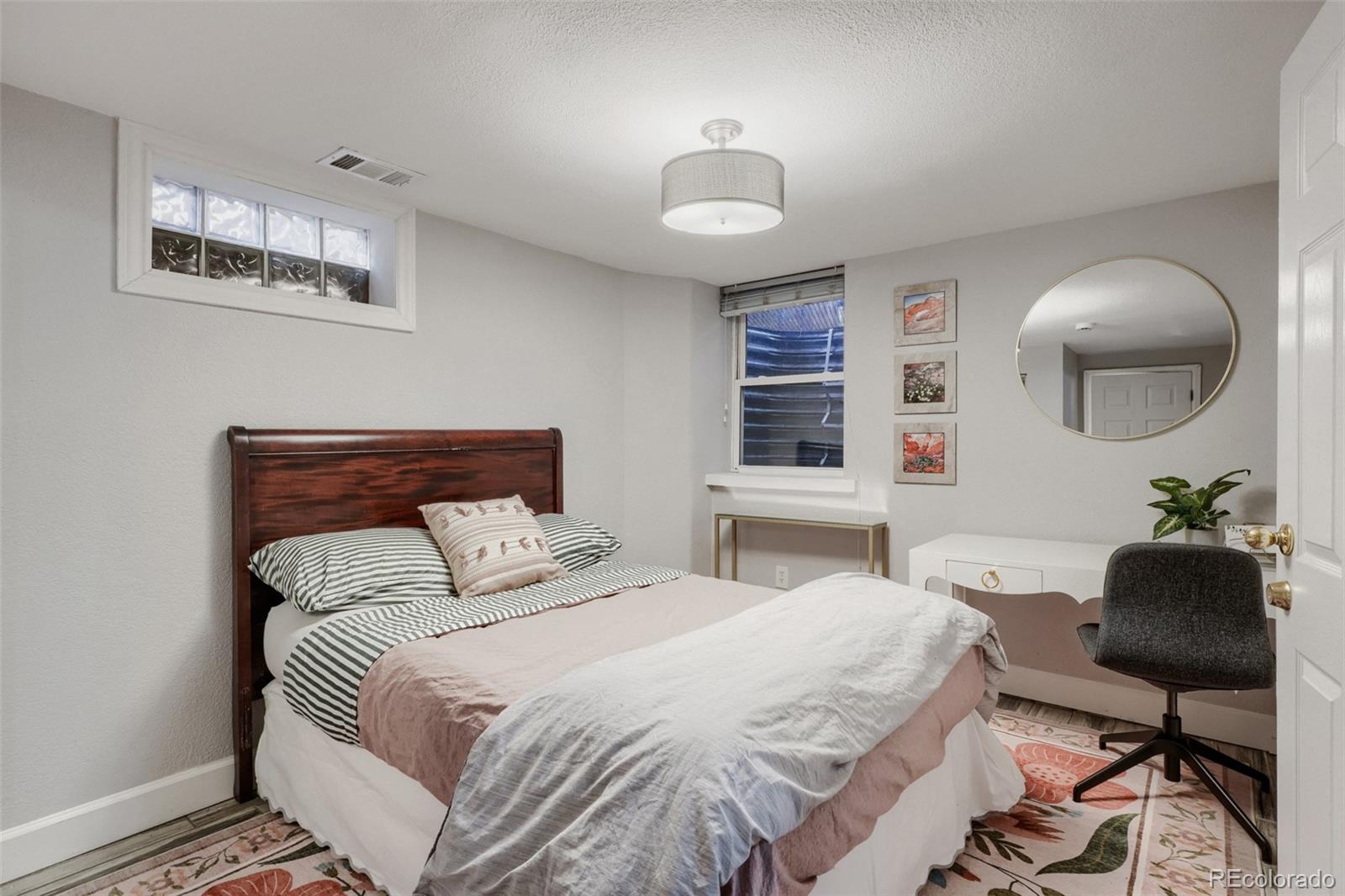 MLS Image #32 for 10 s lincoln street,denver, Colorado