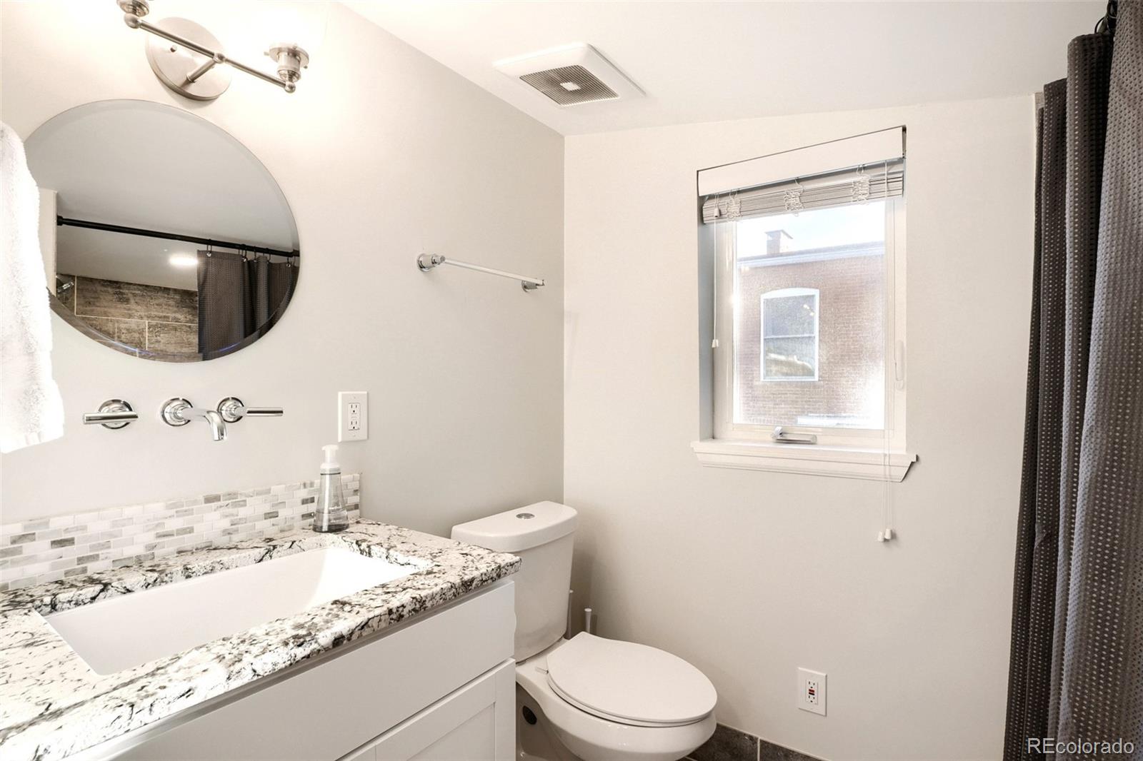 MLS Image #41 for 10 s lincoln street,denver, Colorado