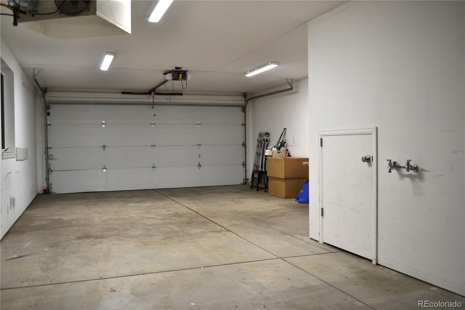 MLS Image #42 for 10 s lincoln street,denver, Colorado