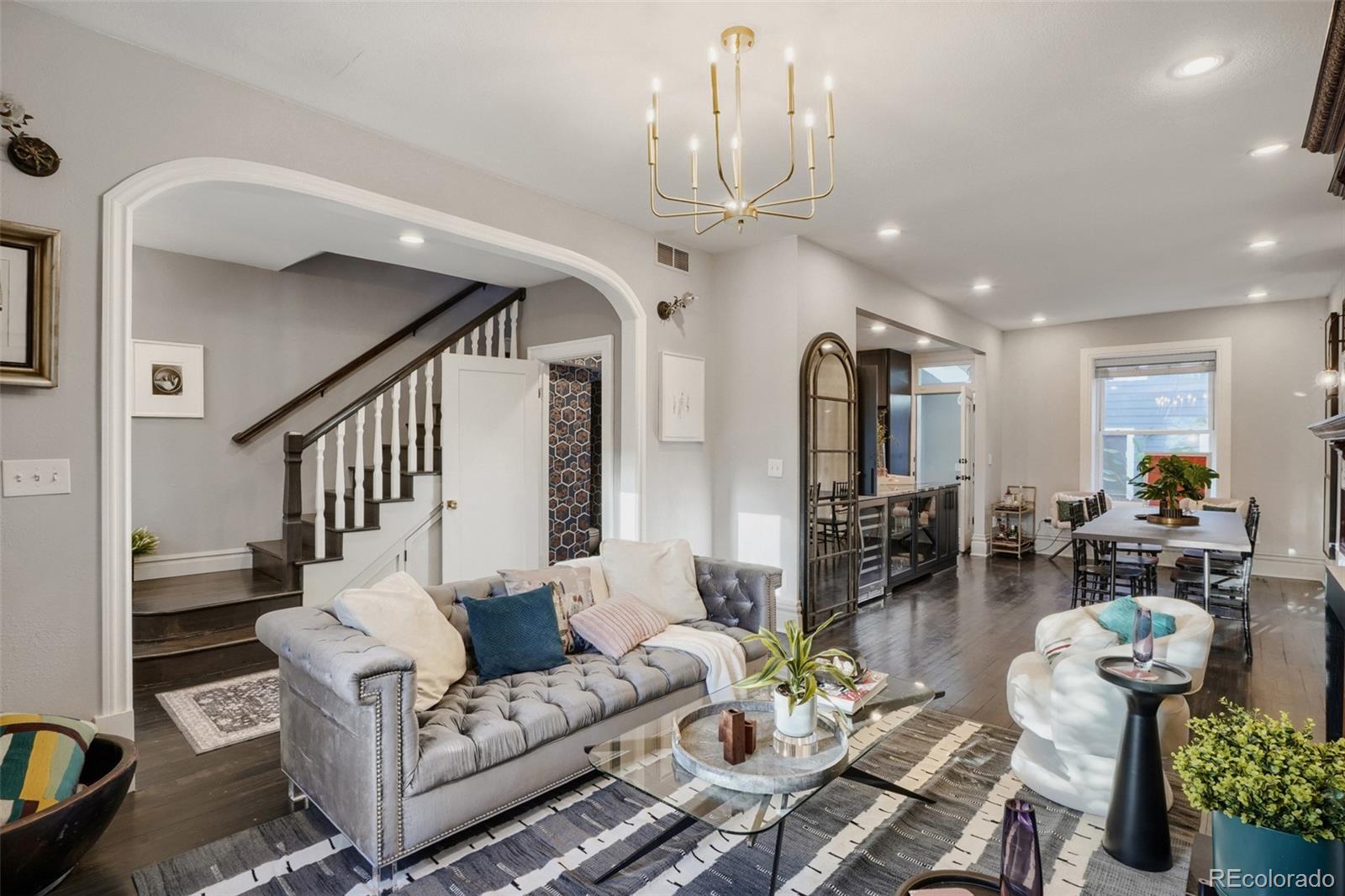 MLS Image #5 for 10 s lincoln street,denver, Colorado
