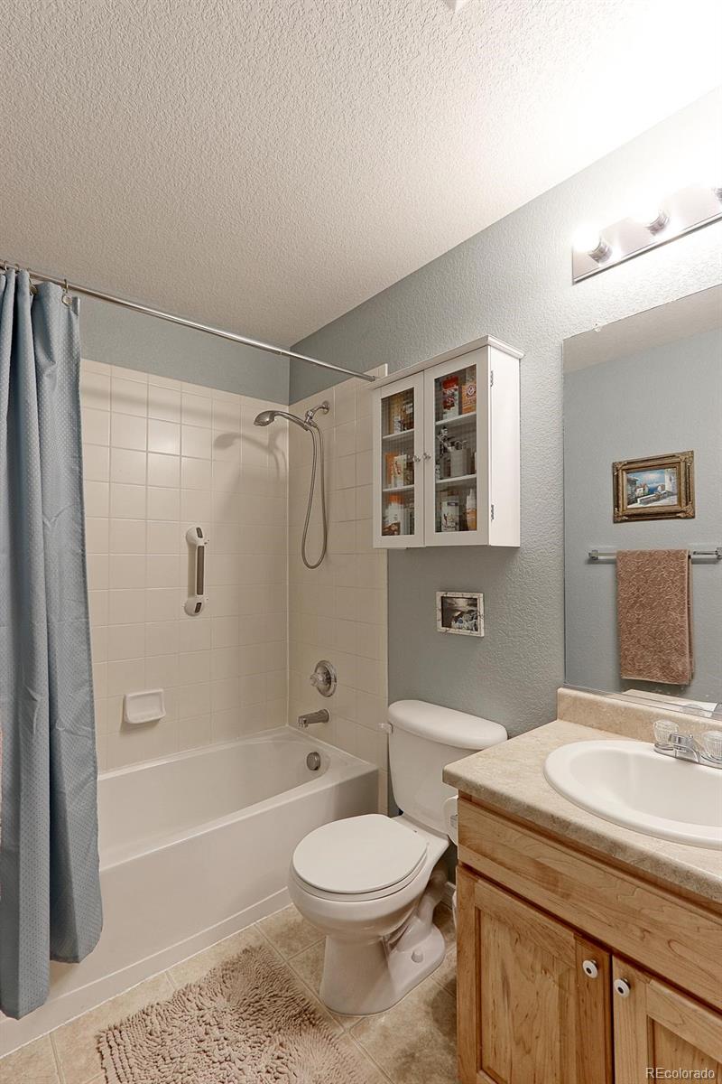 MLS Image #21 for 6088 w utah lane,lakewood, Colorado