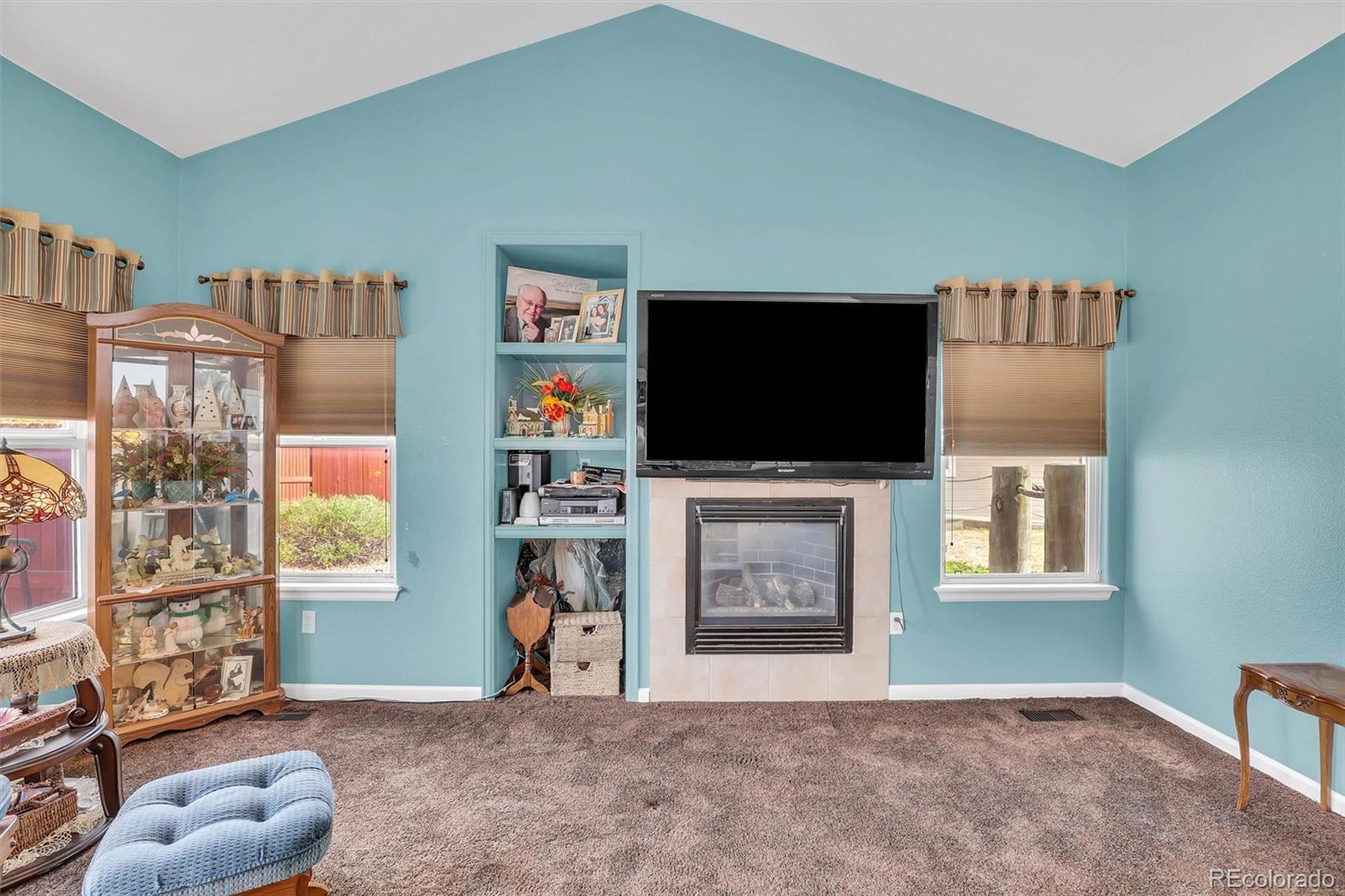 MLS Image #13 for 15555 e 40th avenue,denver, Colorado