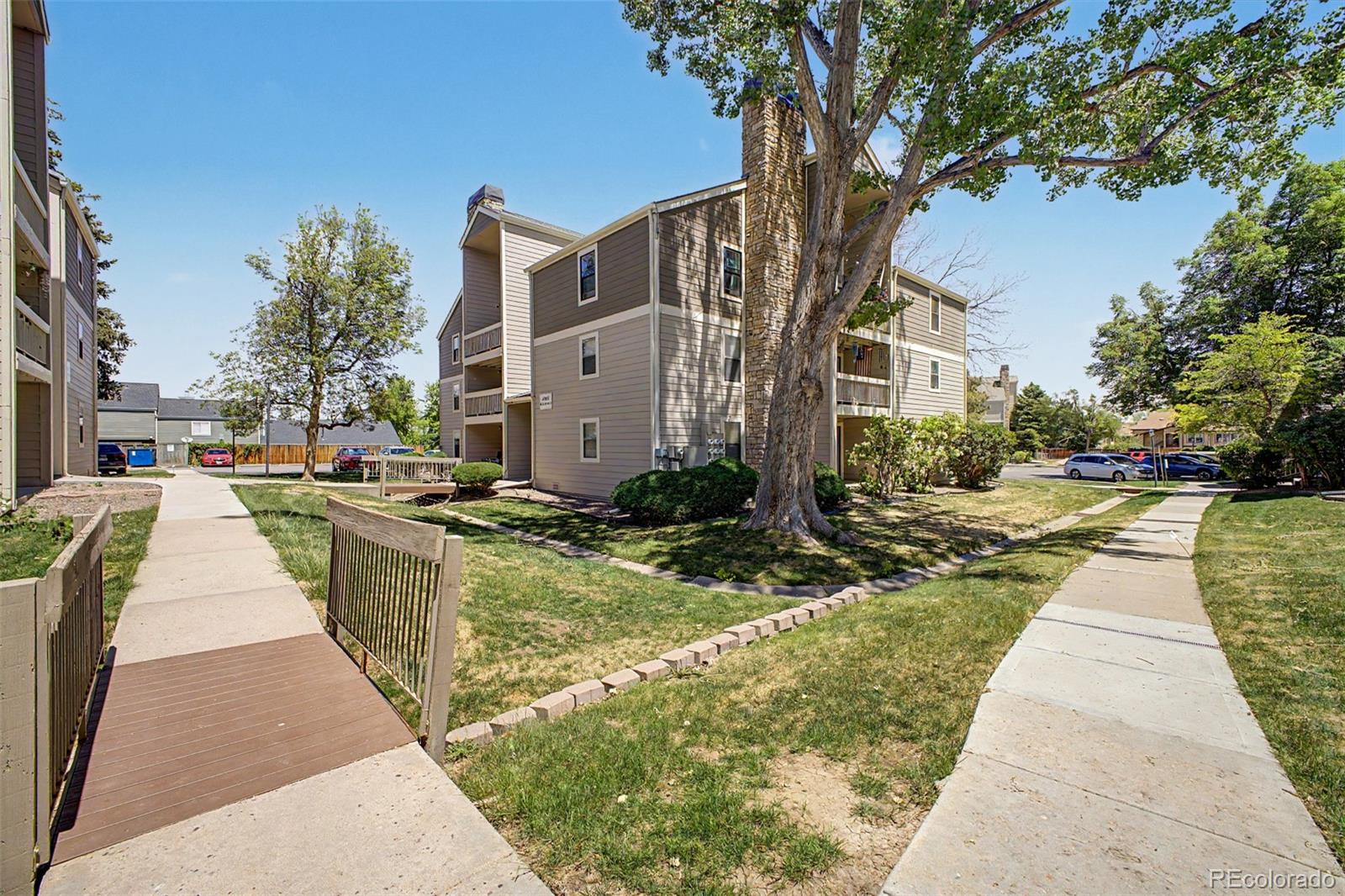MLS Image #1 for 4866 s dudley street,littleton, Colorado