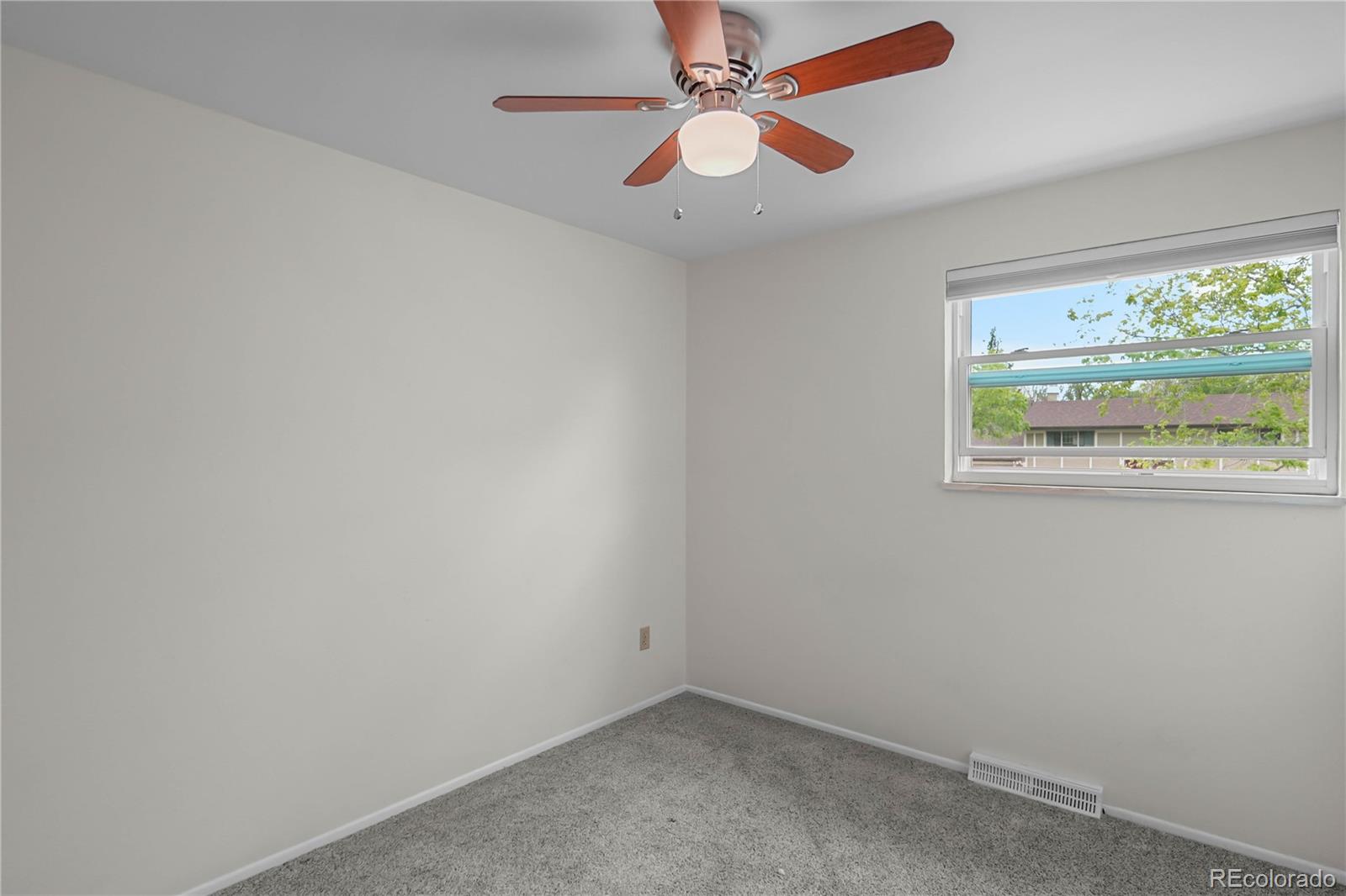 MLS Image #16 for 12643 e ohio avenue,aurora, Colorado