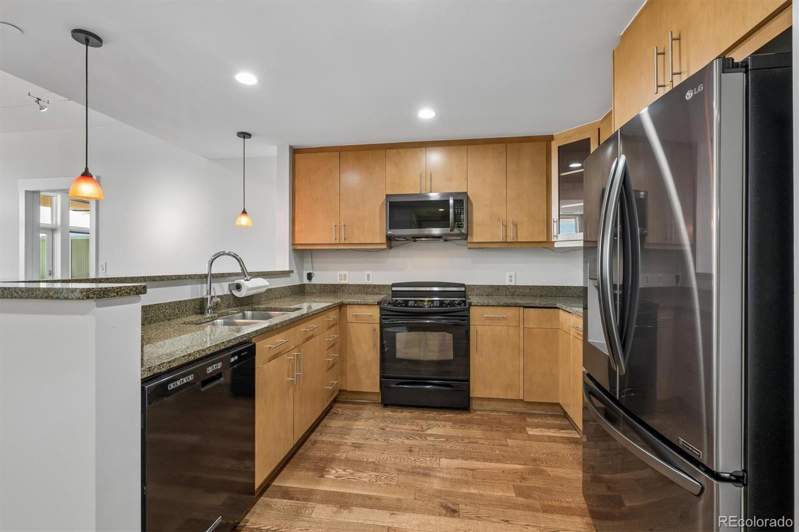 MLS Image #5 for 7220 w bonfils lane 210,lakewood, Colorado