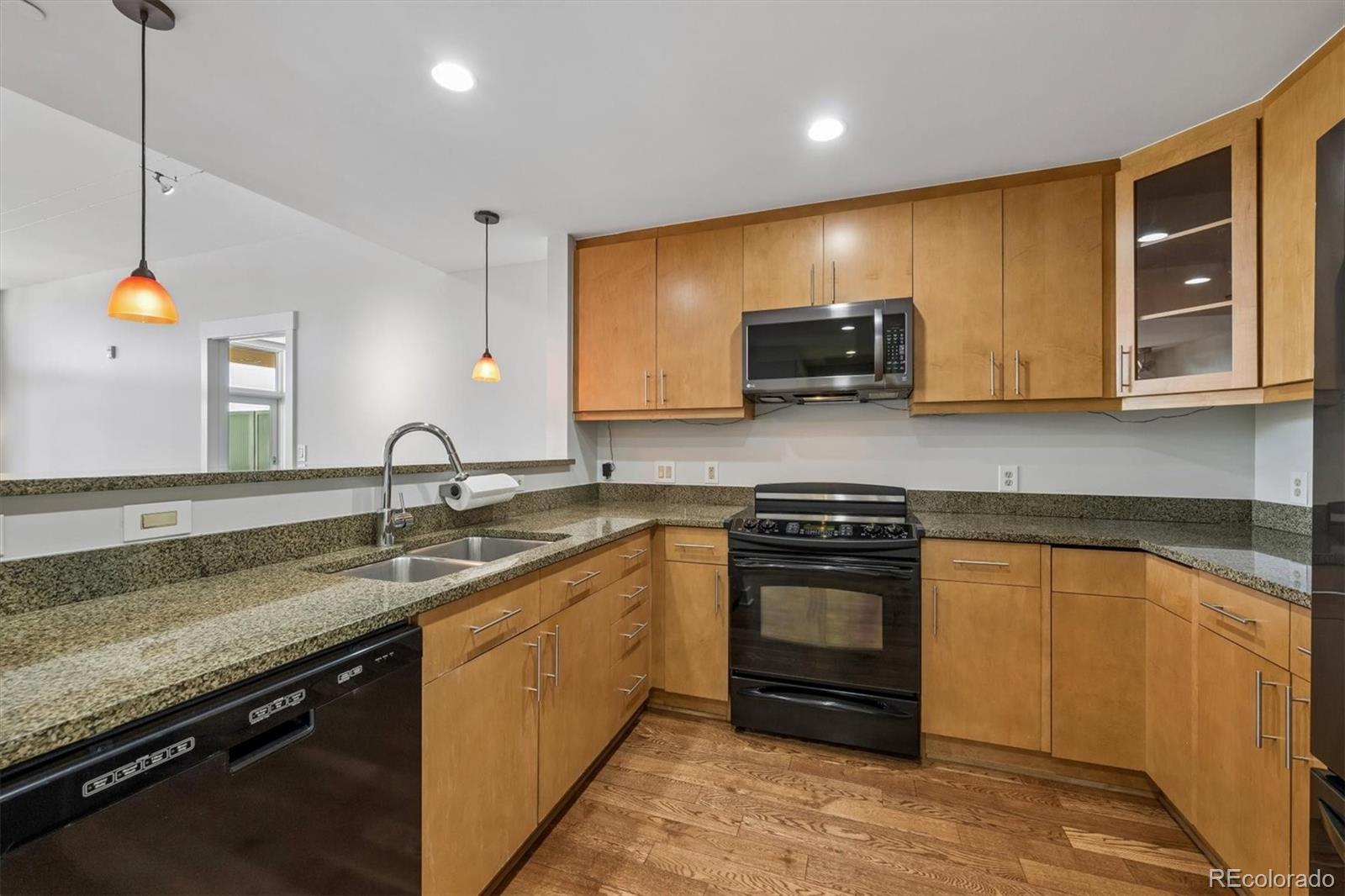 MLS Image #6 for 7220 w bonfils lane 210,lakewood, Colorado