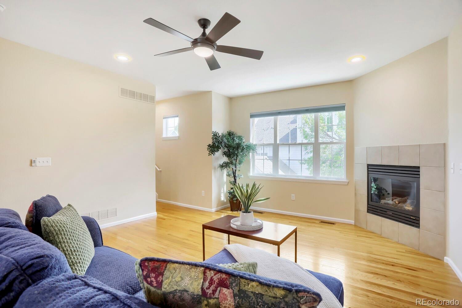 MLS Image #5 for 2261  watersong circle,longmont, Colorado