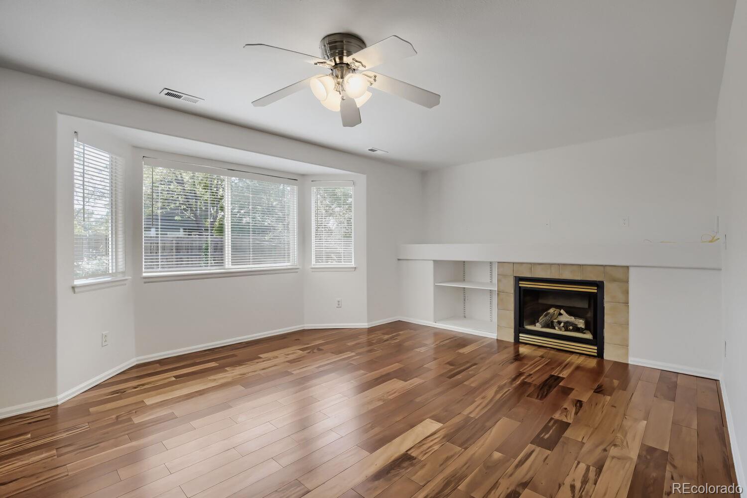 MLS Image #4 for 1633  deerwood drive,longmont, Colorado