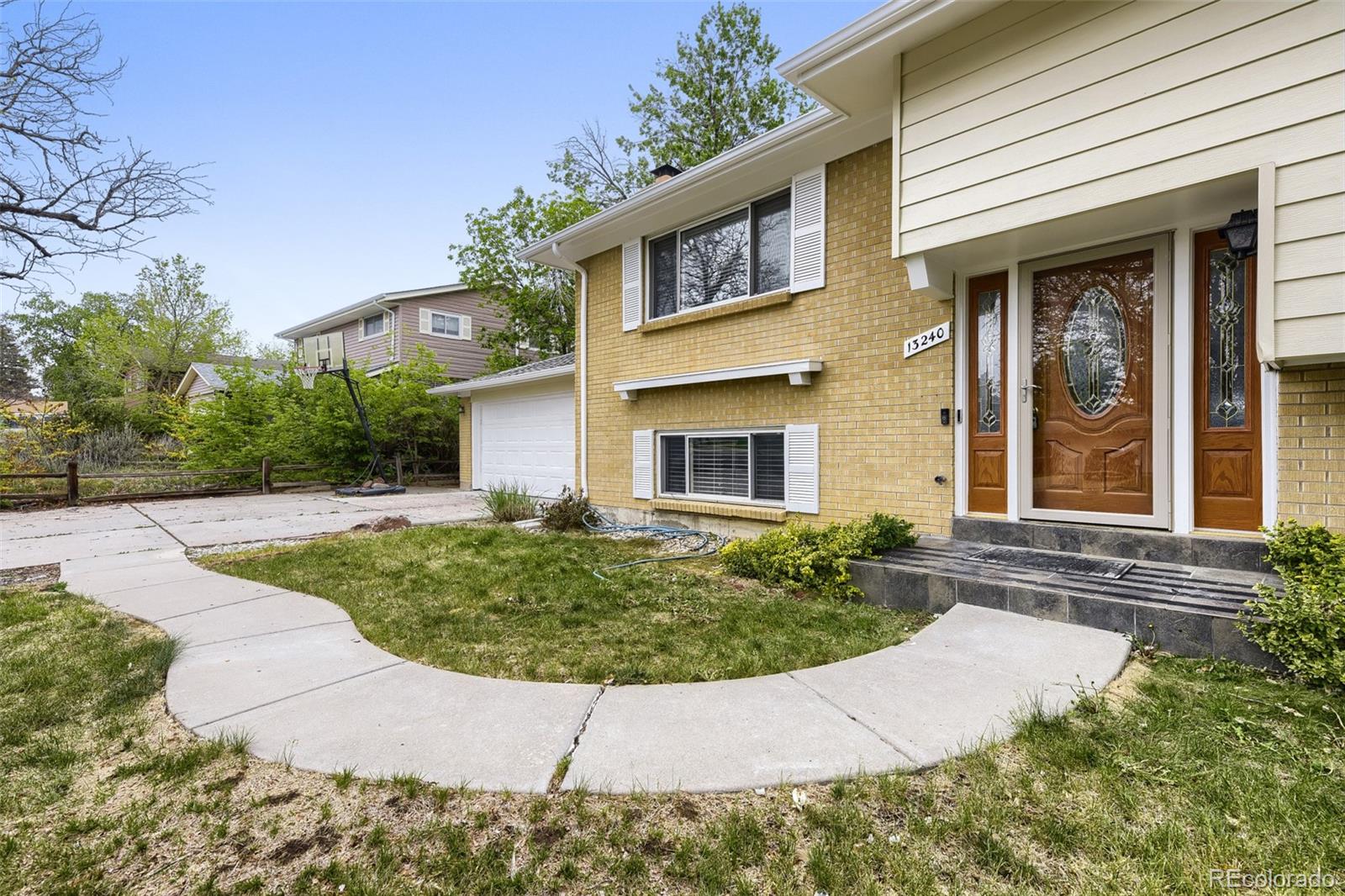 MLS Image #2 for 13240 e alaska avenue,aurora, Colorado