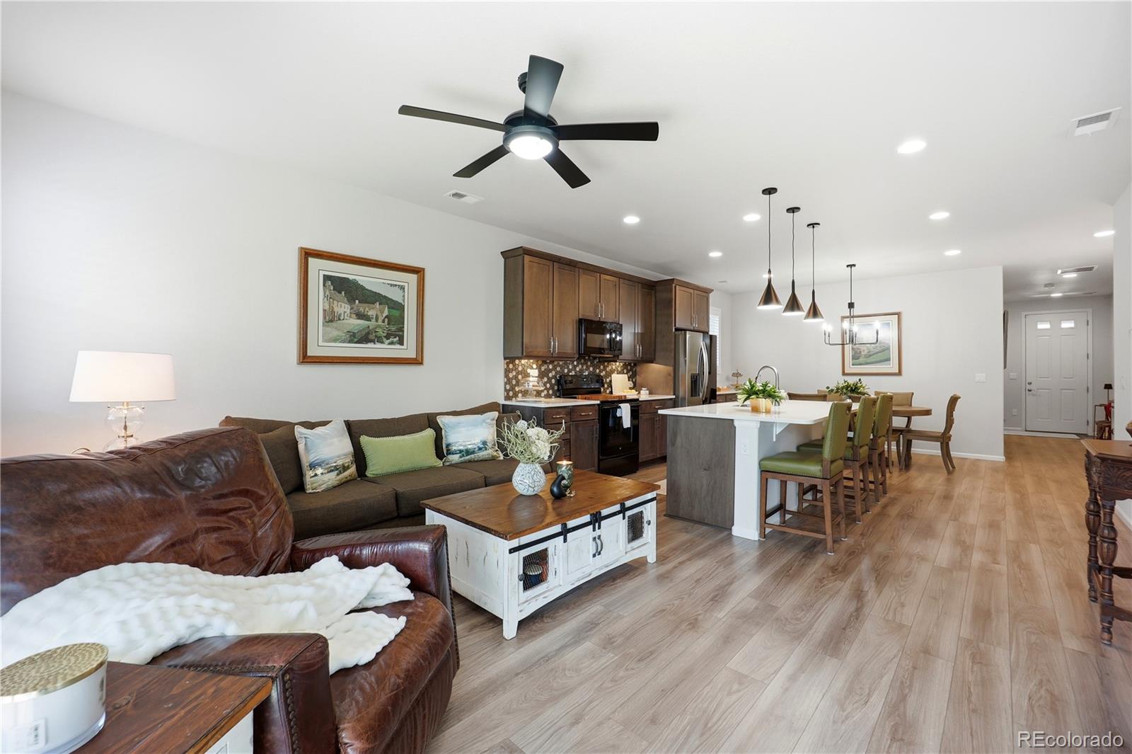 MLS Image #11 for 25660 e archer avenue,aurora, Colorado