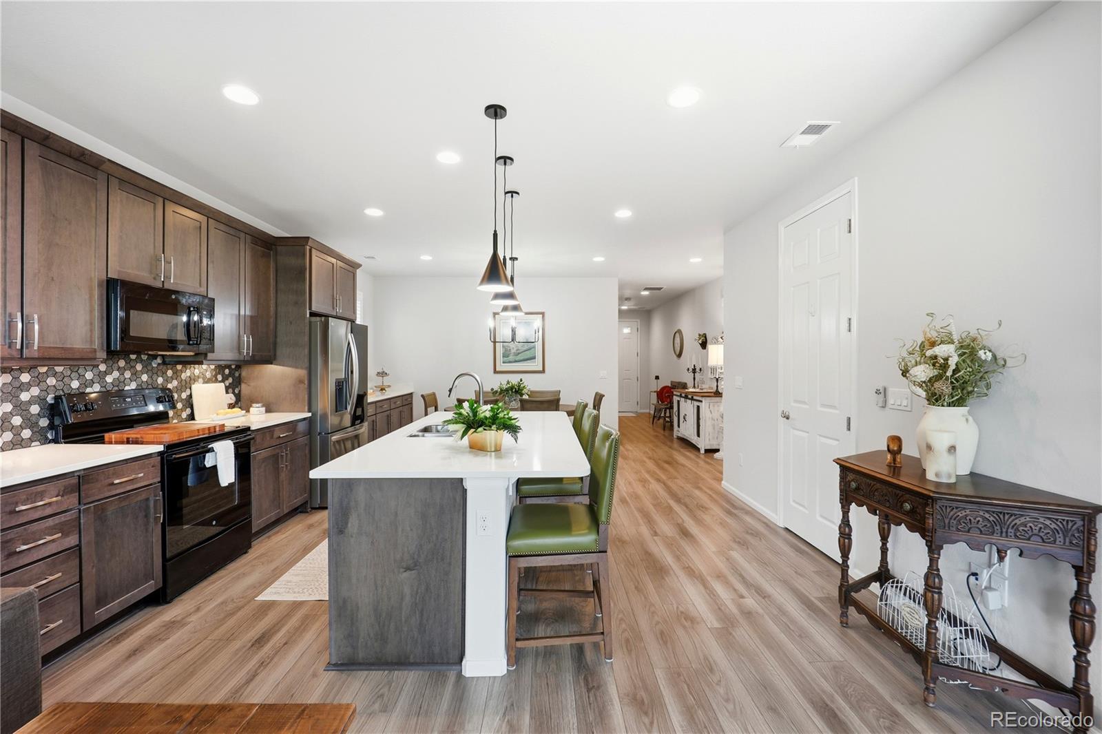 MLS Image #14 for 25660 e archer avenue,aurora, Colorado