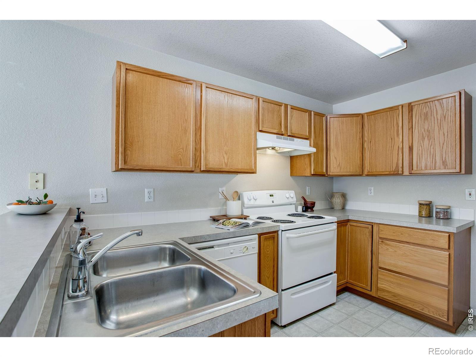 MLS Image #8 for 717  chalk avenue,loveland, Colorado